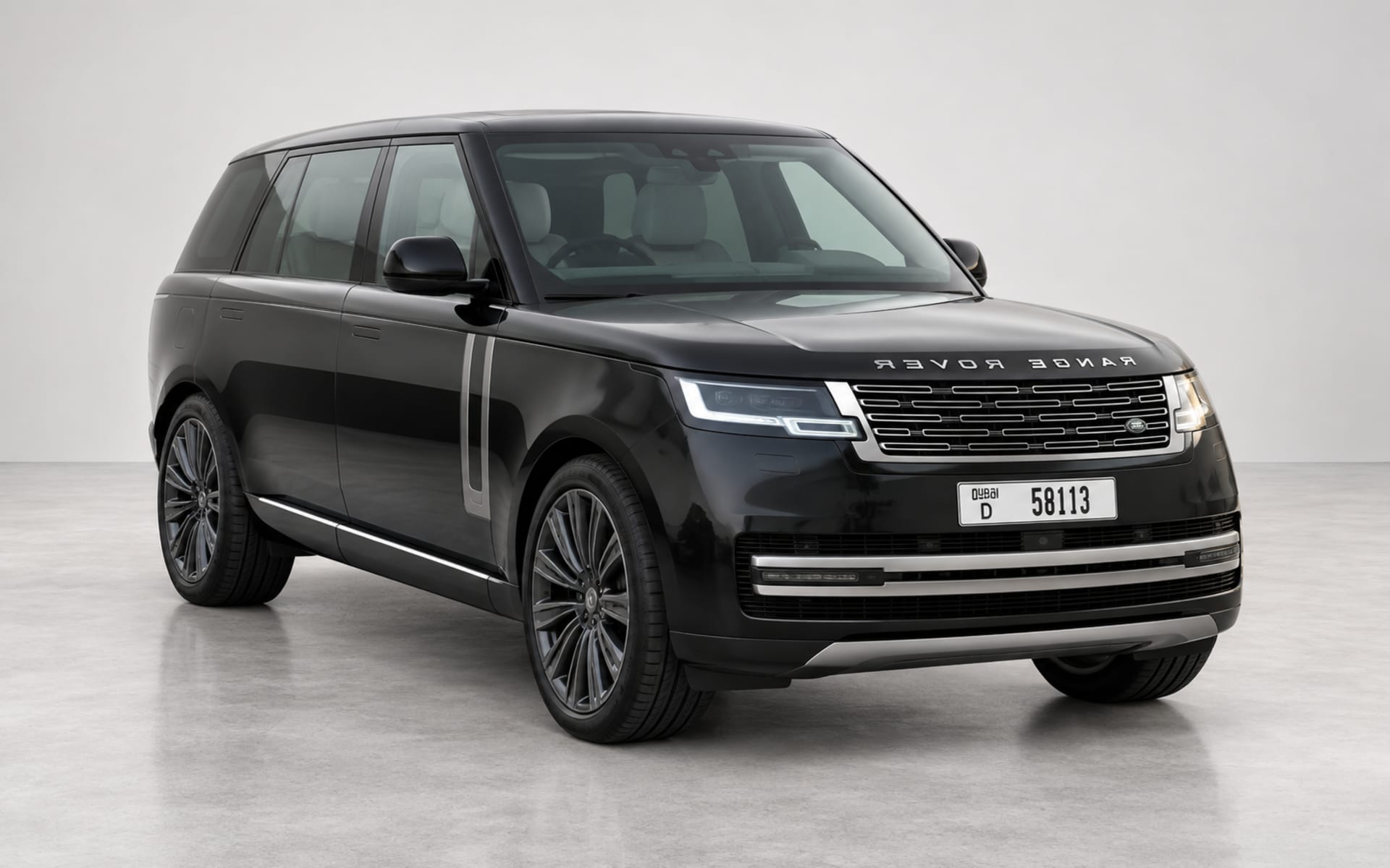 Land Rover Range Rover HSE P400 2025 for rent in Dubai photo 1