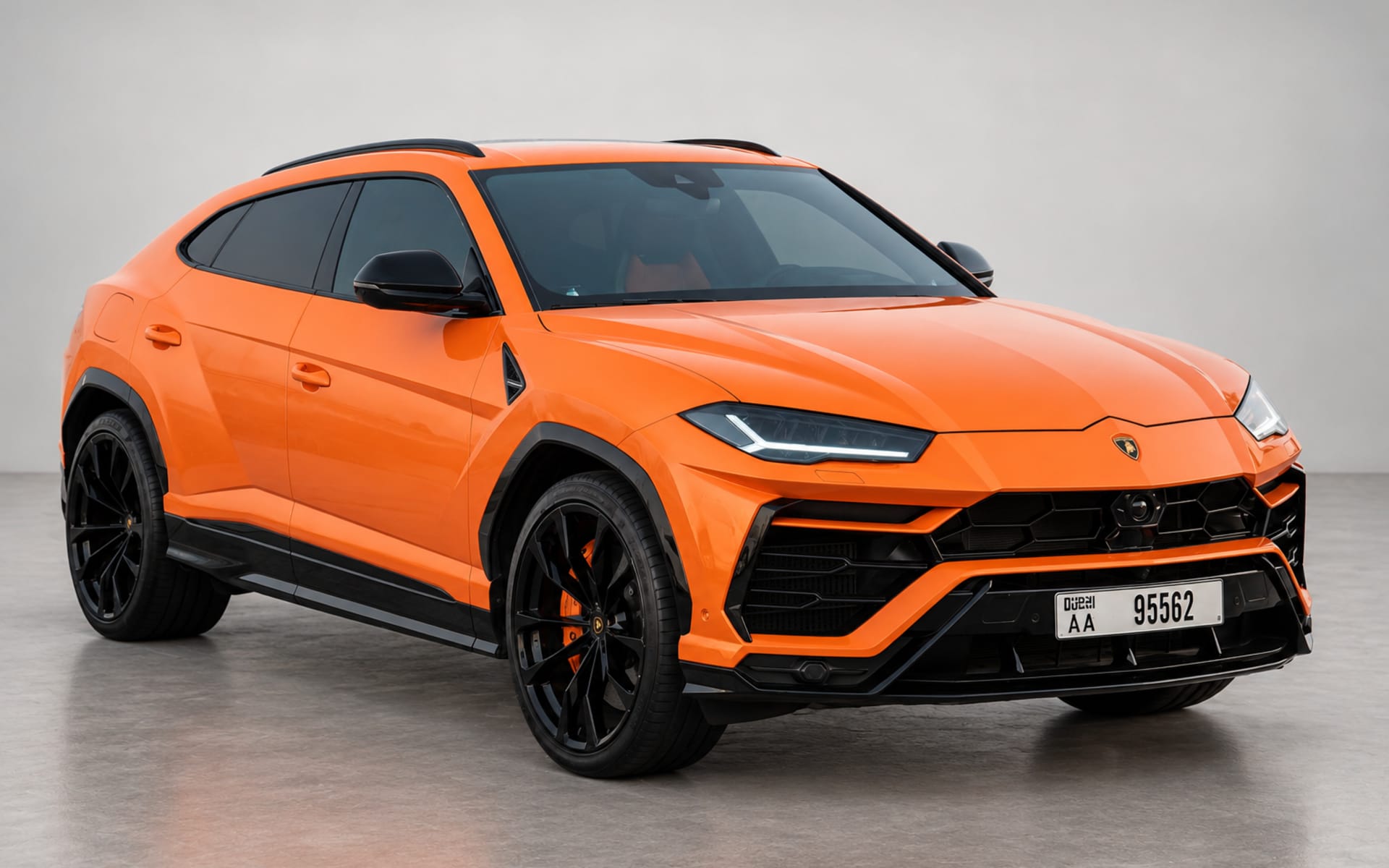 Lamborghini Urus 2023 - image 1