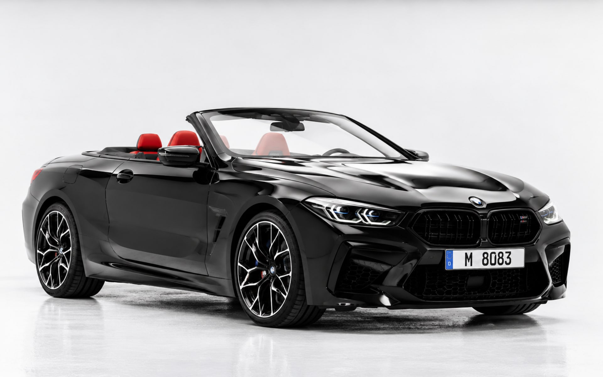 BMW 840i Convertible 2024 - image 1