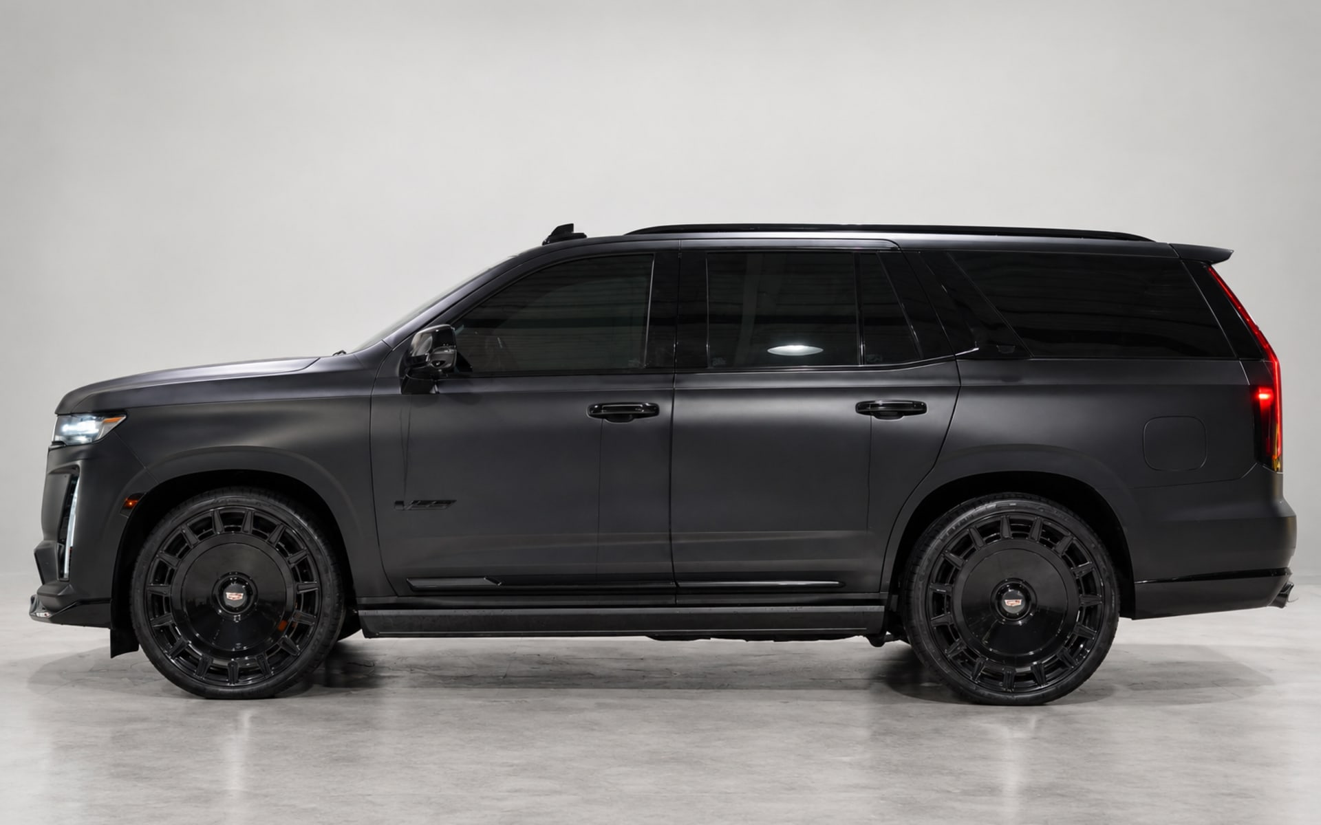 Cadillac Escalade V 2024 for rent in Dubai photo 2