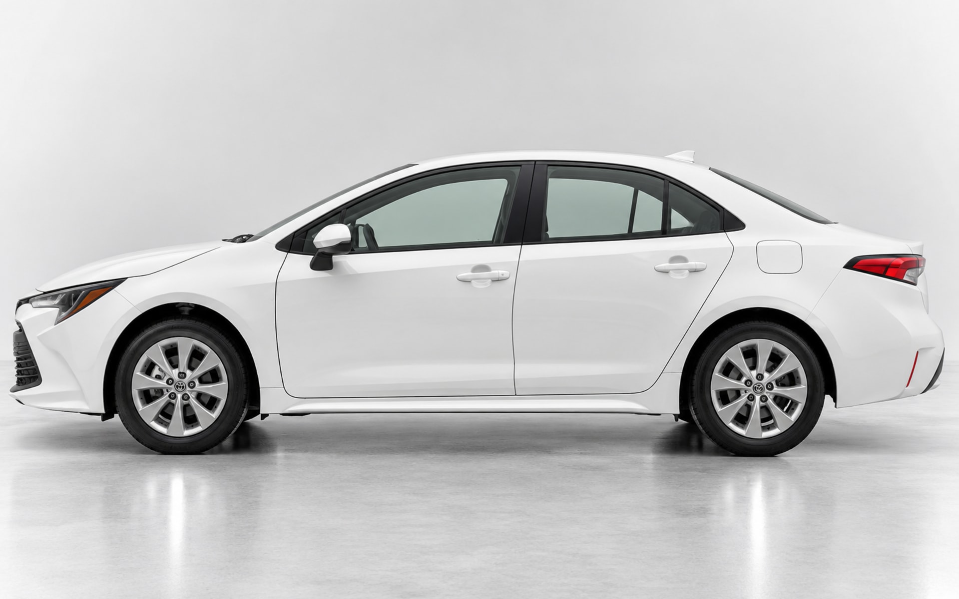 Toyota Corolla 2024 for rent in Dubai photo 2