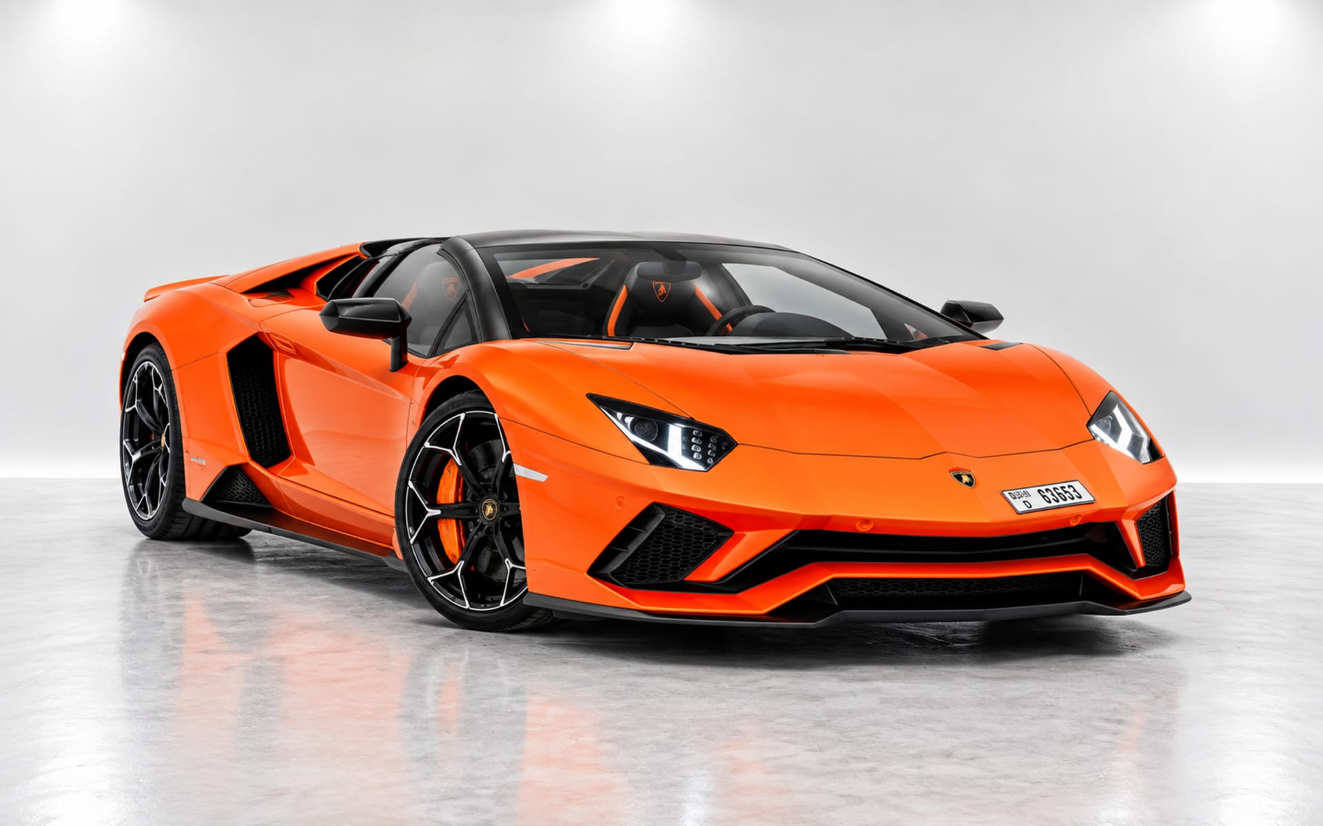Lamborghini Aventador S Roadster image 1