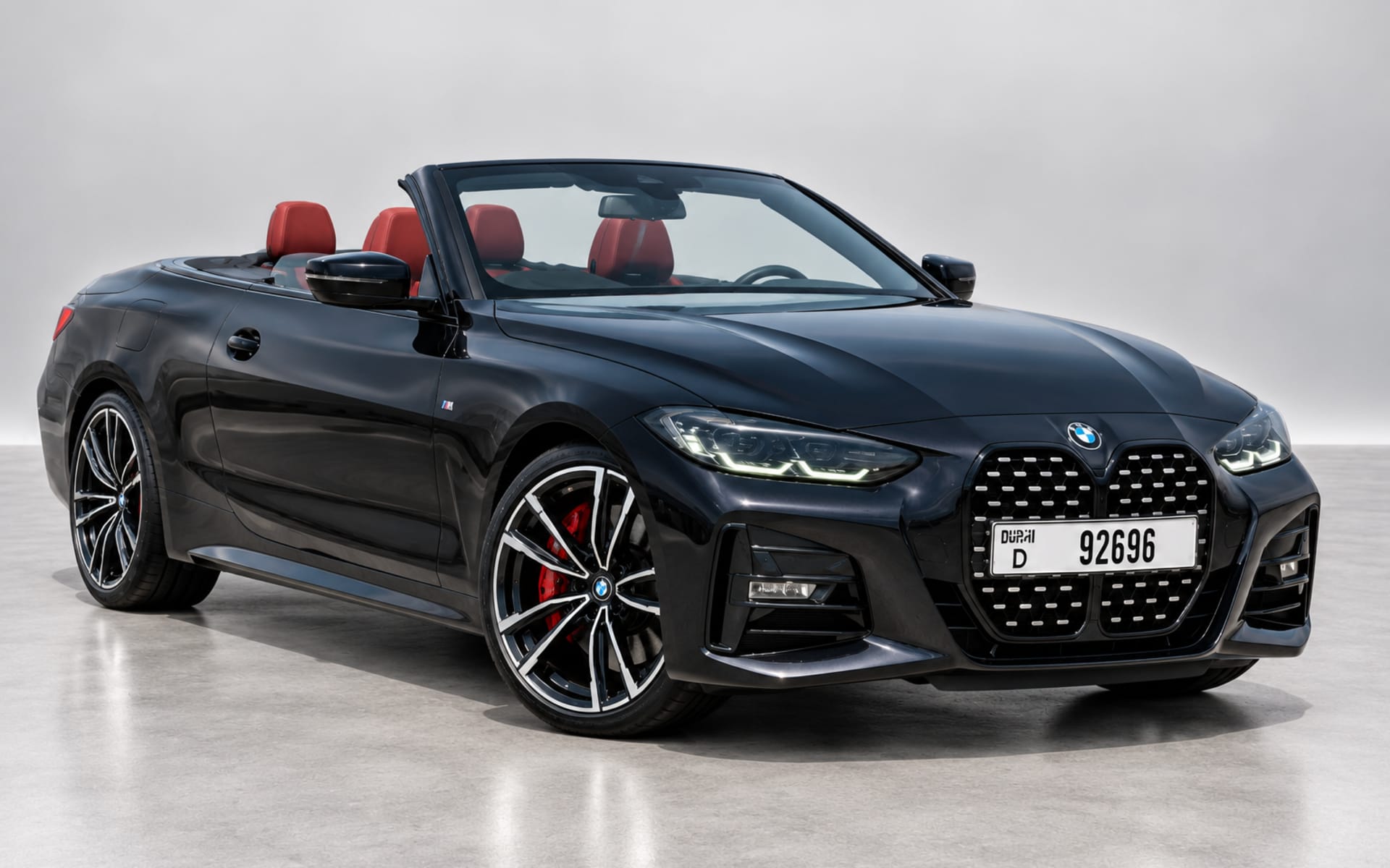 BMW 420i Convertible image 1