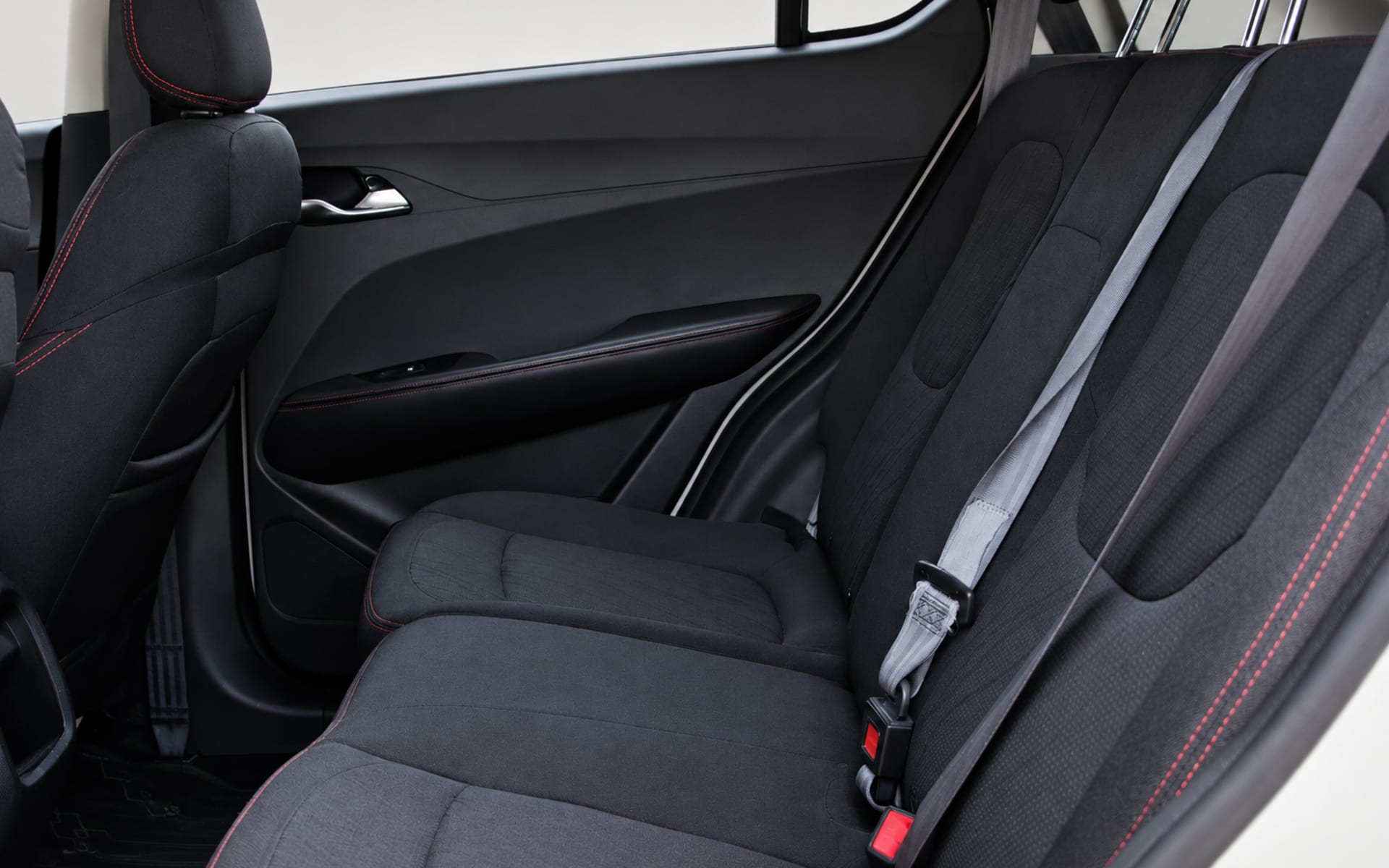 Chevrolet Groove 2022 for rent in Dubai photo 5