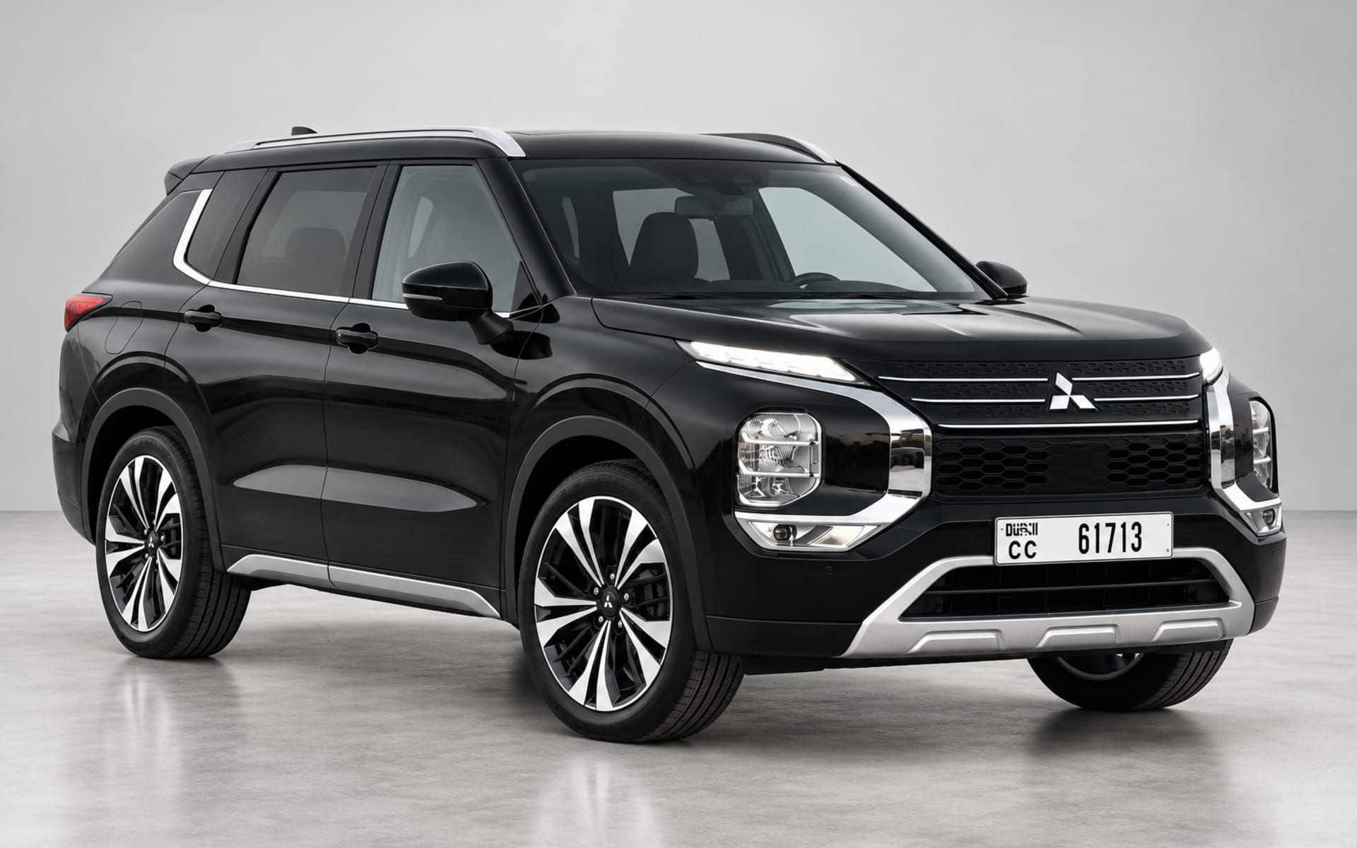 Mitsubishi Outlander 2025 for rent in Dubai