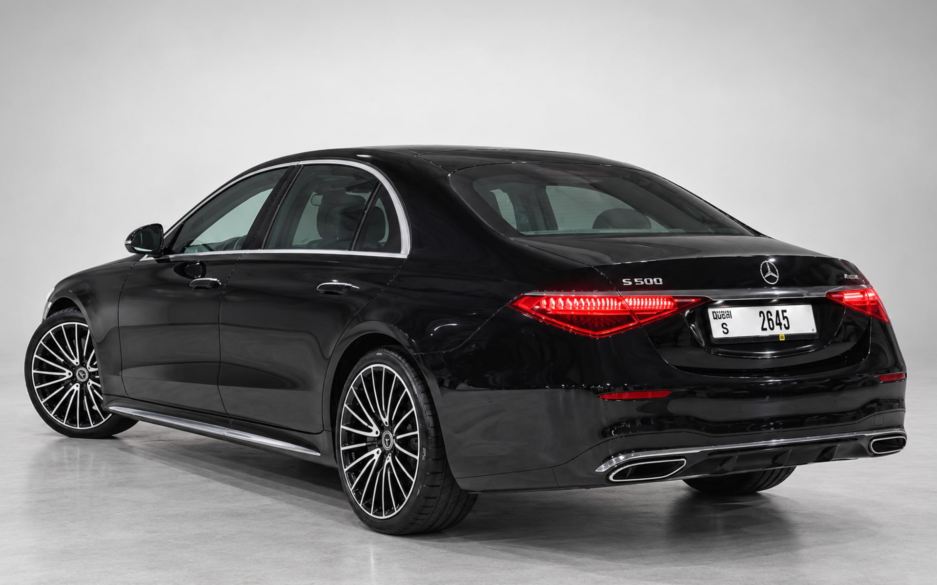 Mercedes-Benz S 500 4MATIC (Hybrid) 2025 for rent in Dubai photo 3