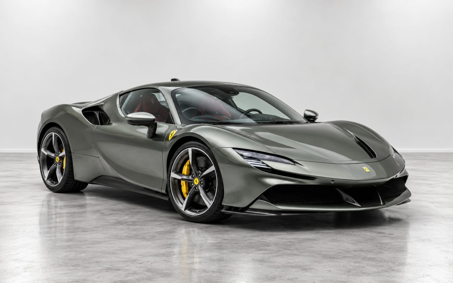 Ferrari SF90 Stradale 2024 - image 1