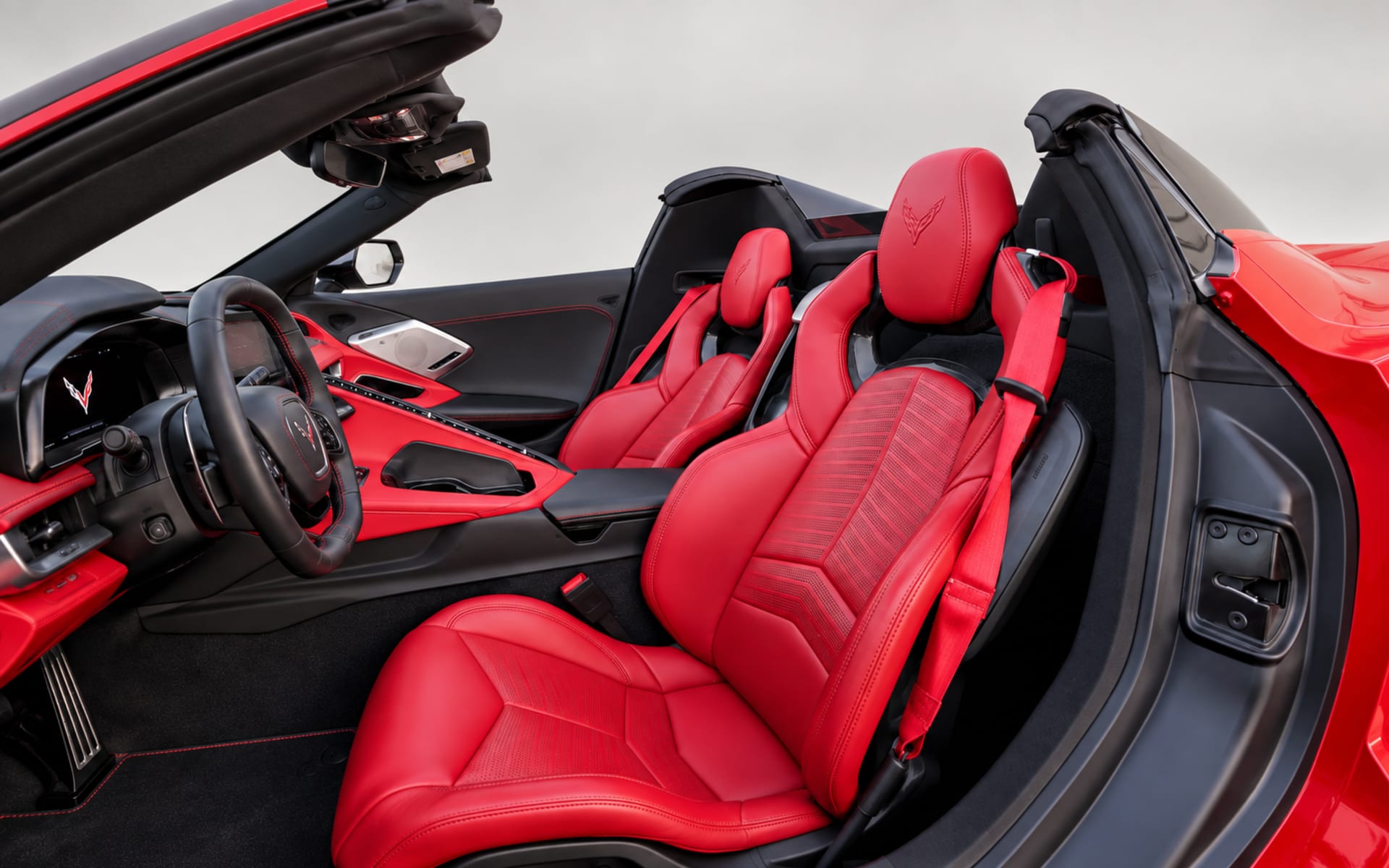 Chevrolet Corvette Stingray Convertible 2025 for rent in Dubai photo 5