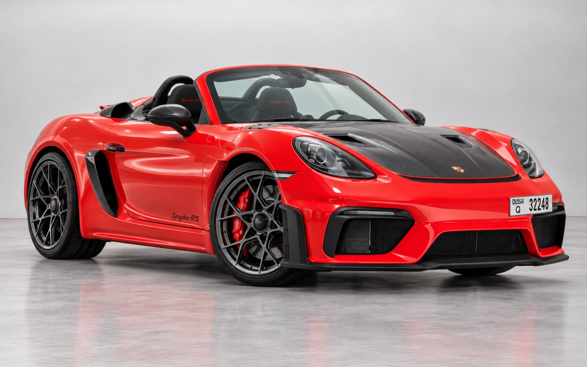 Porsche 718 Spyder RS 2025 for rent in Dubai