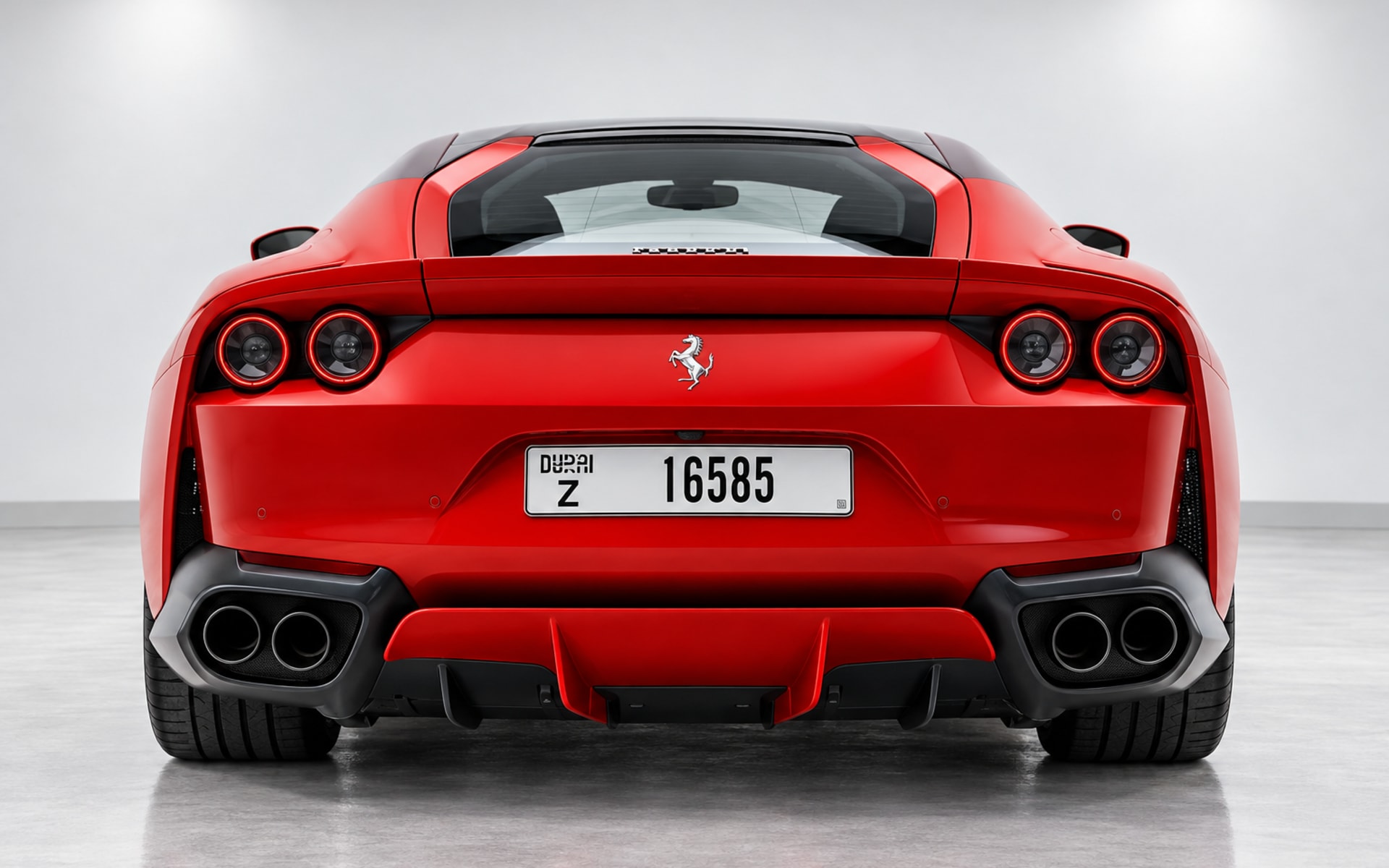 Ferrari 812 Superfast 2021 thumbnail 3