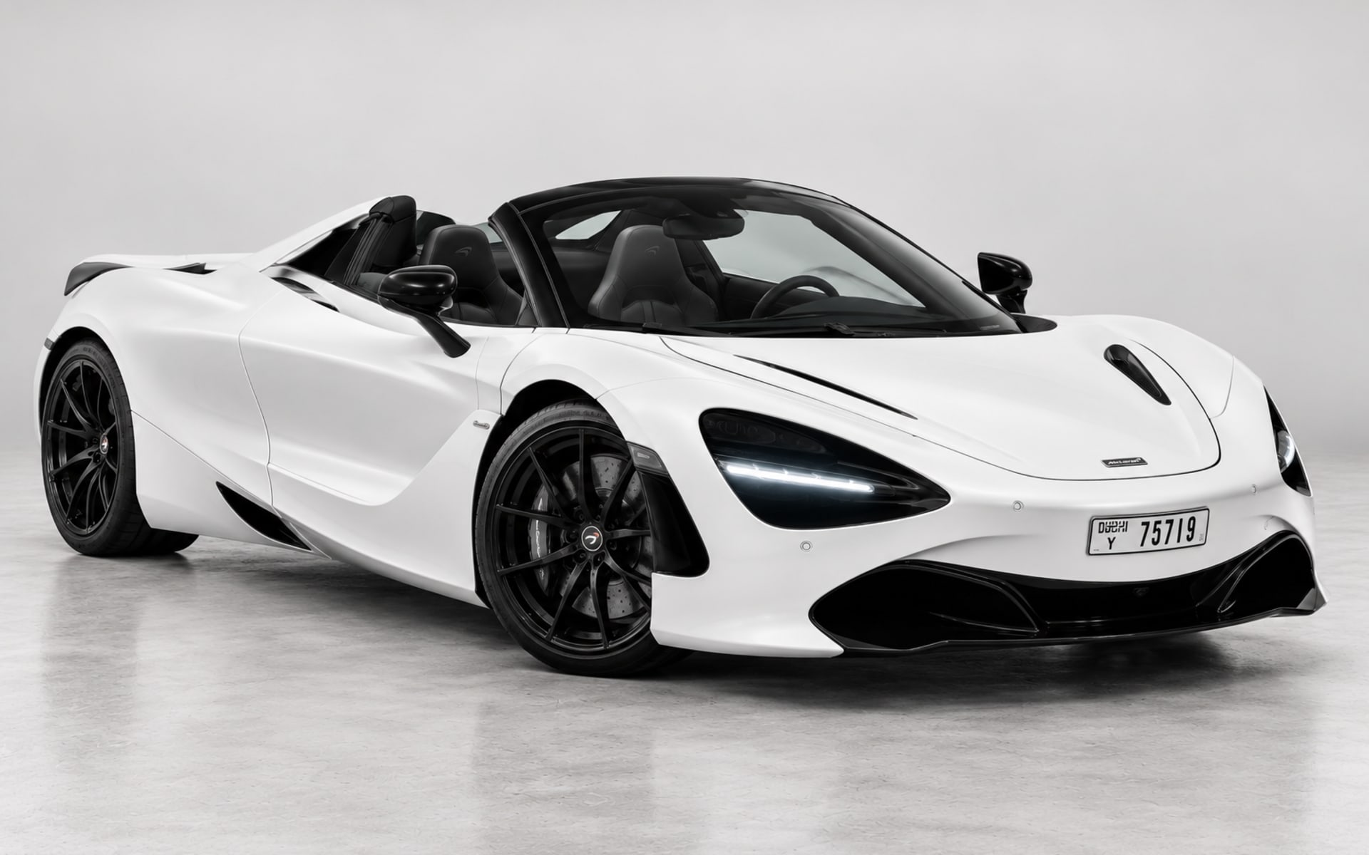 McLaren 720S Spider image 1