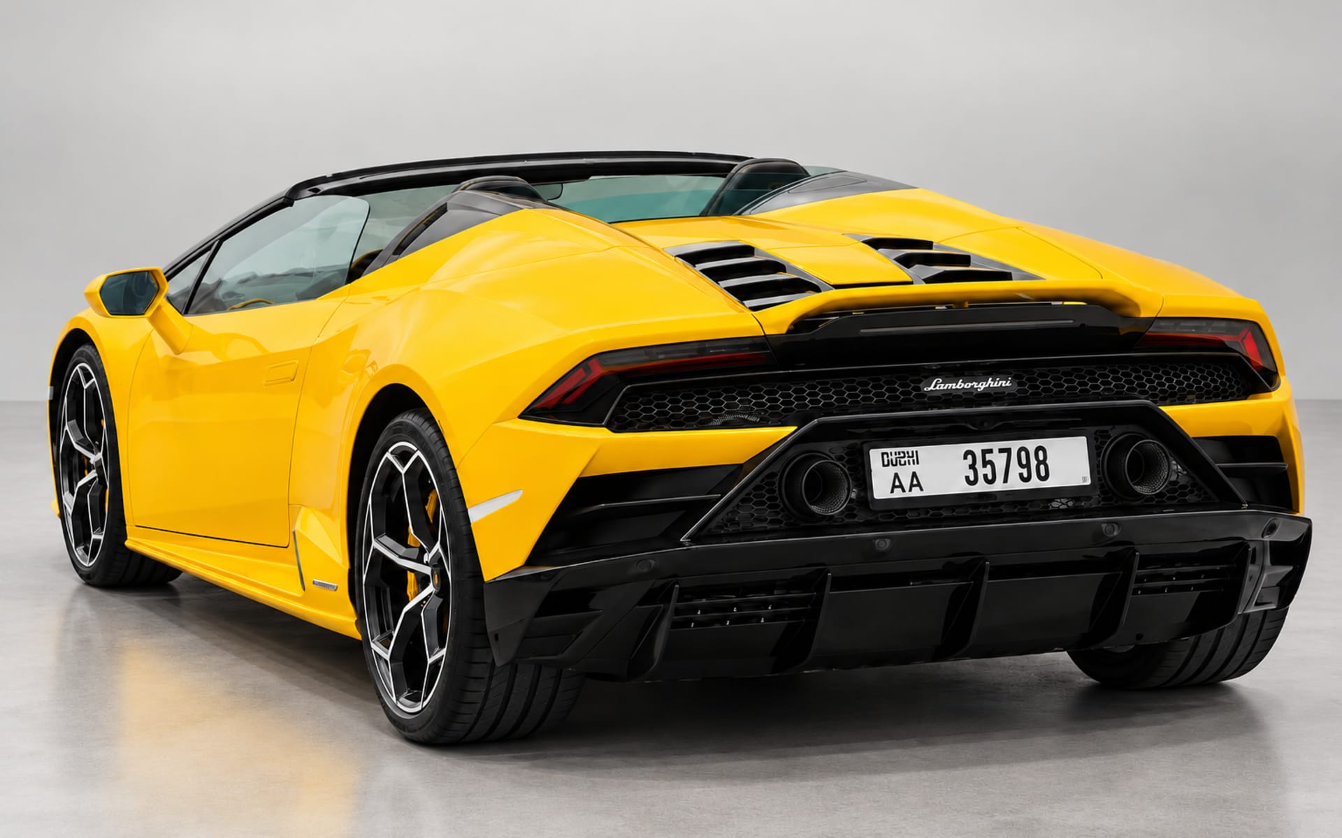 Lamborghini Huracan EVO Spyder 2024 for rent in Dubai photo 3