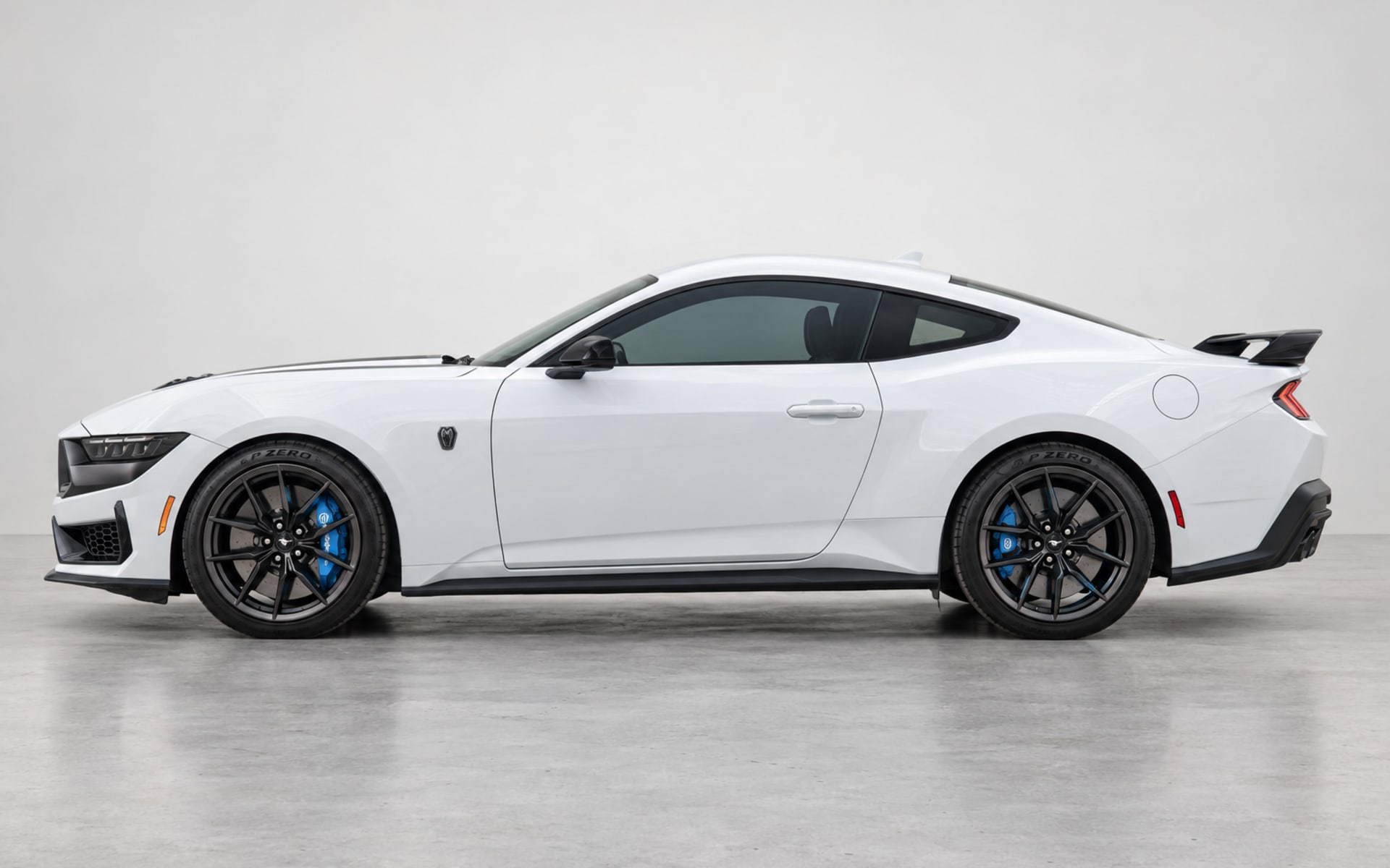Ford Mustang Dark Horse image 1
