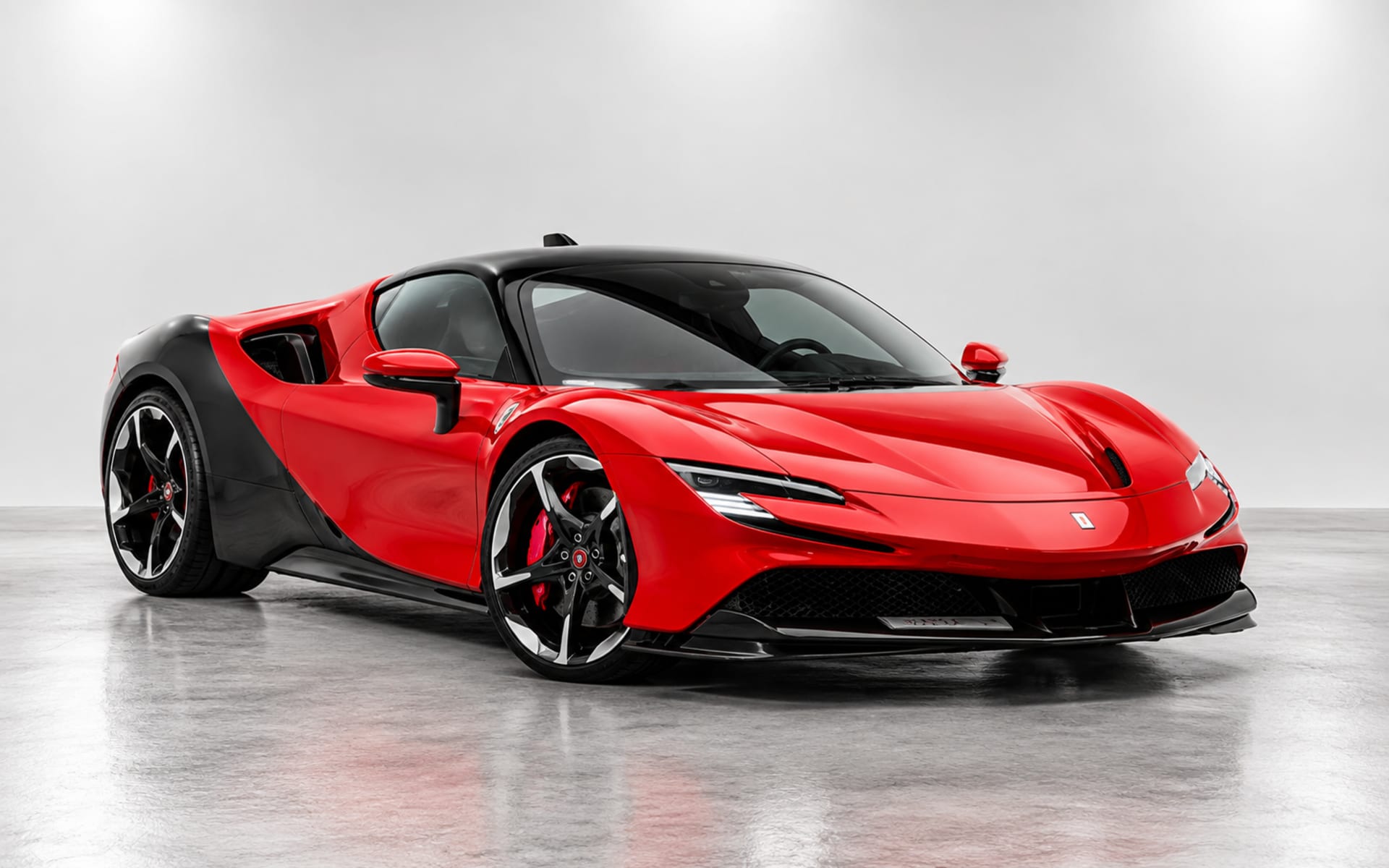 Ferrari SF90 Stradale 2024 - image 1