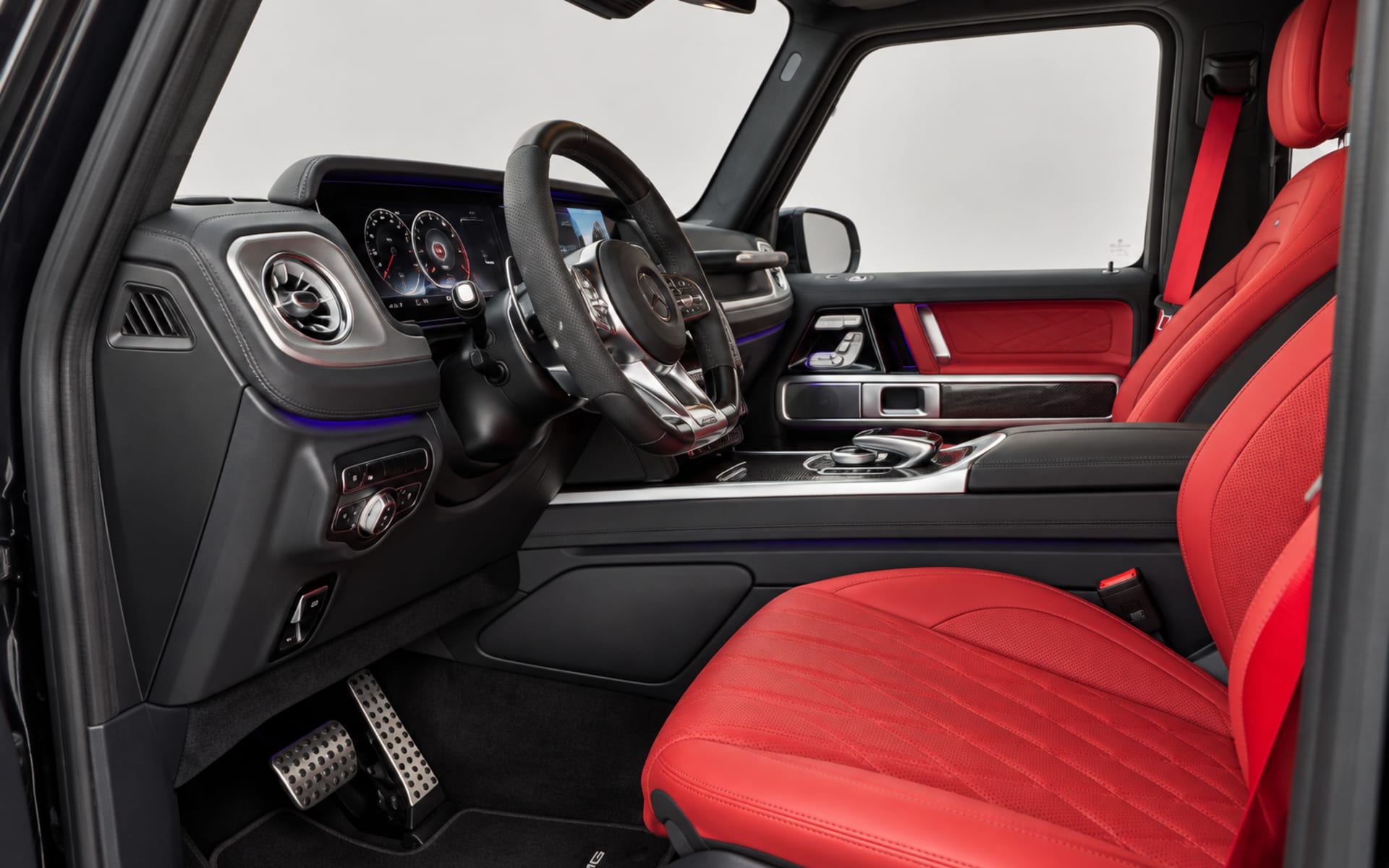 Mercedes-Benz G 63 AMG 2024 for rent in Dubai photo 4