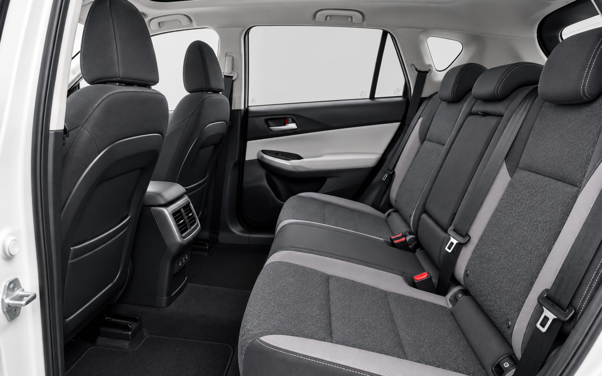 Toyota Veloz 2025 for rent in Dubai photo 5