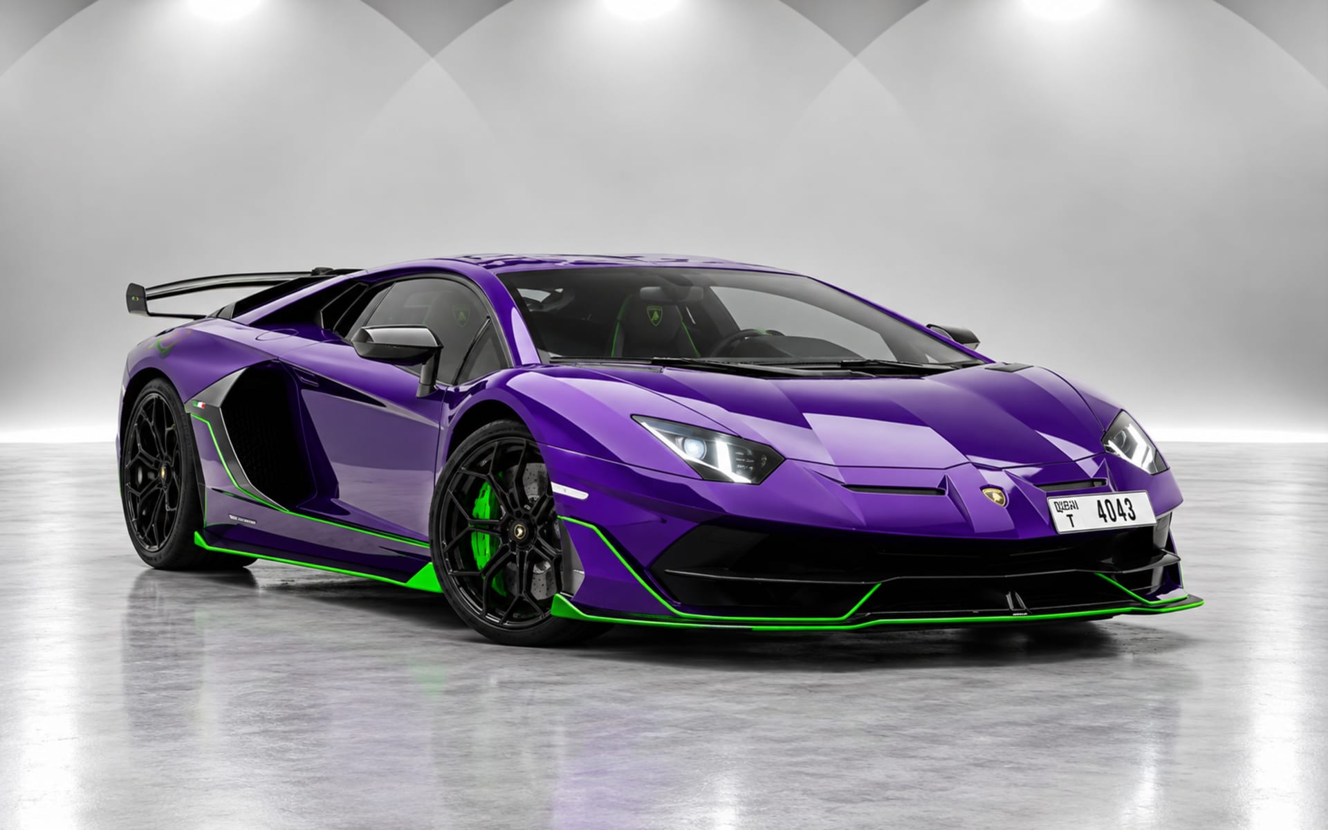 Lamborghini Aventador SVJ image 1
