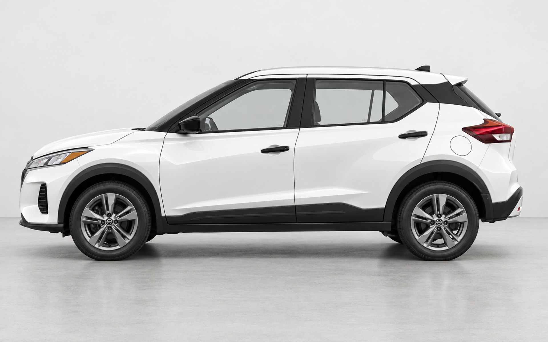Nissan Kicks 2024 for rent in Dubai photo 2