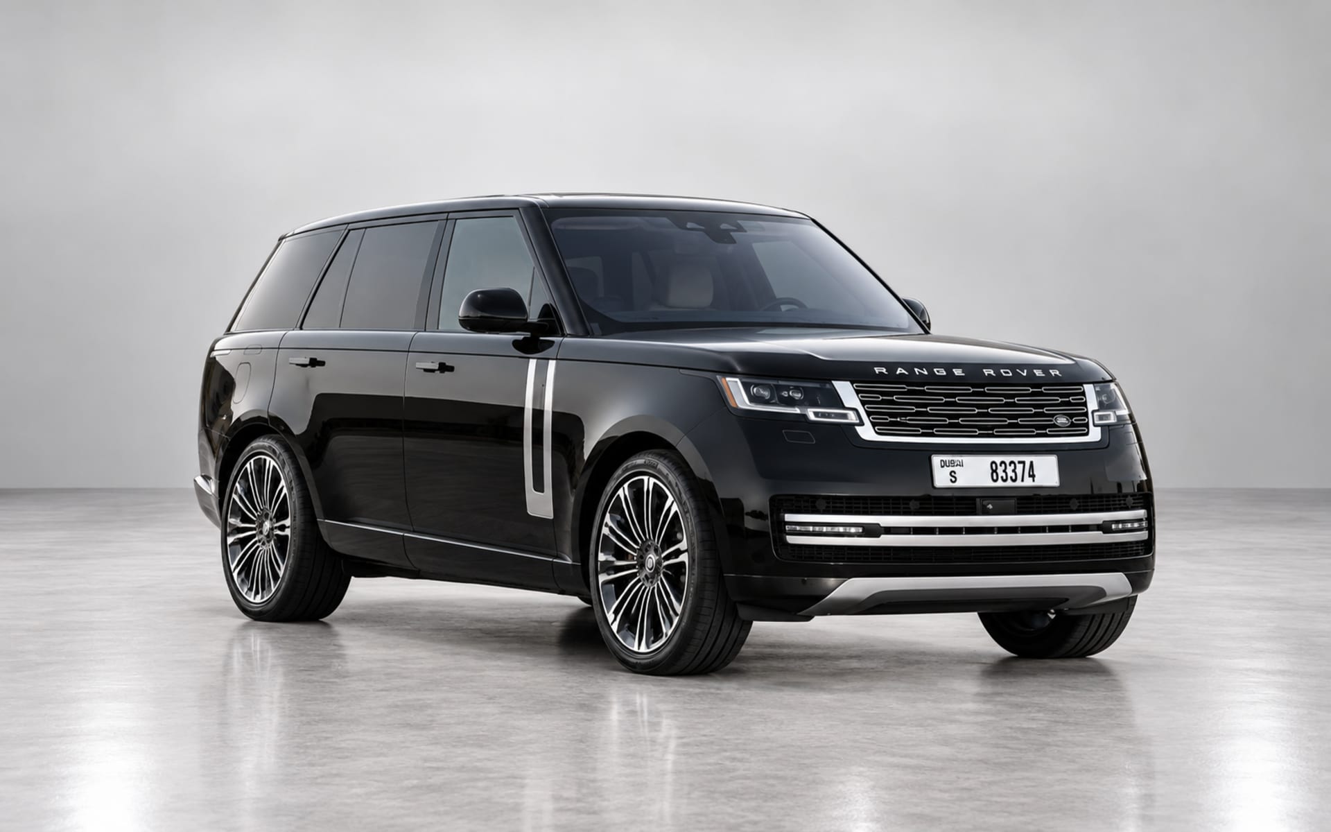 Land Rover Range Rover Vogue 2023 for rent in Dubai