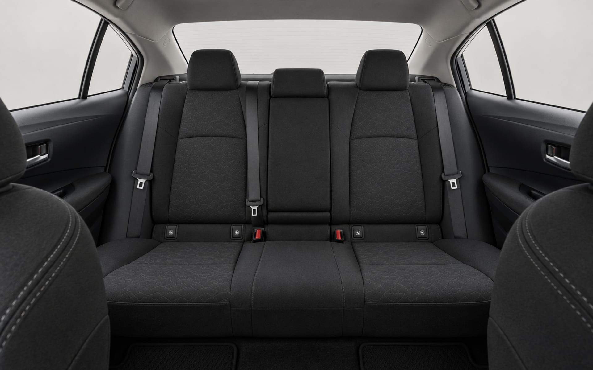 Toyota Corolla 2025 for rent in Dubai photo 5