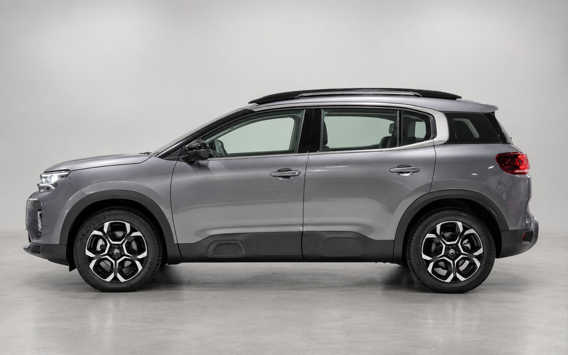 Citroen C5 Aircross image 1