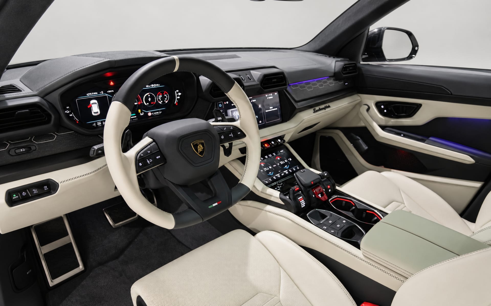 Lamborghini Urus SE (Hybrid) 2026 for rent in Dubai photo 4
