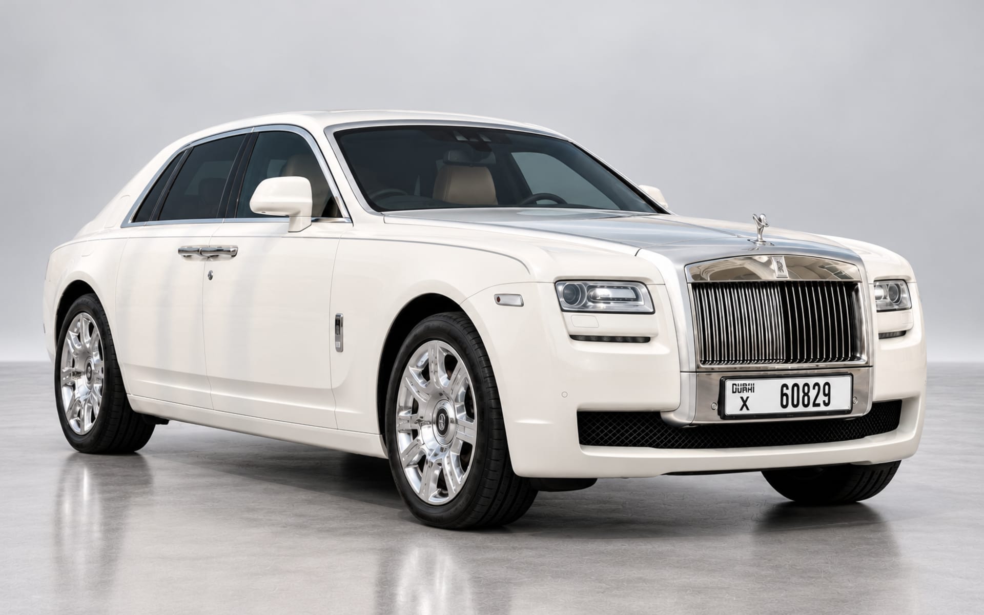 Rolls-Royce Ghost image 1