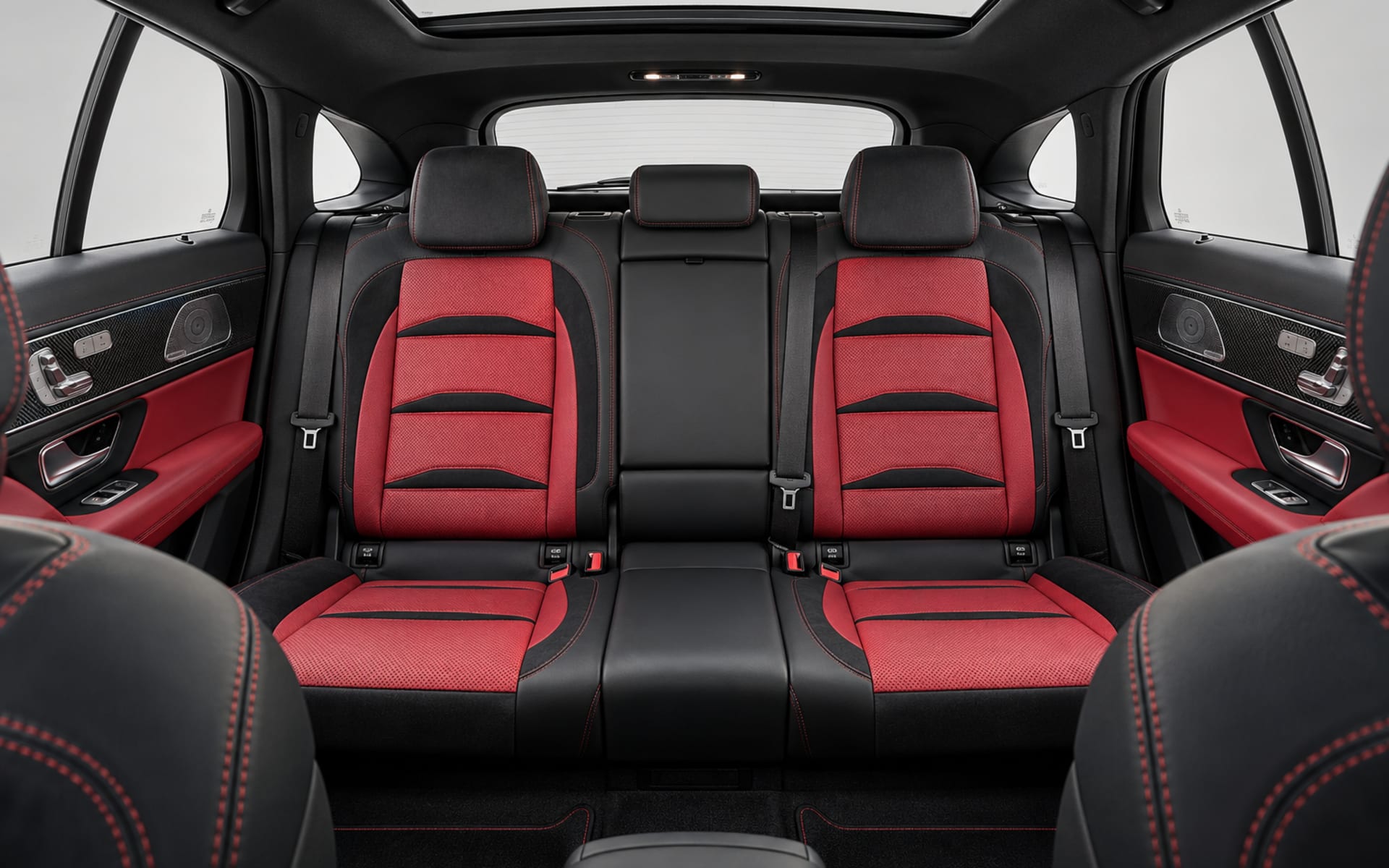 Mercedes-Benz GLE 53 2022 for rent in Dubai photo 6