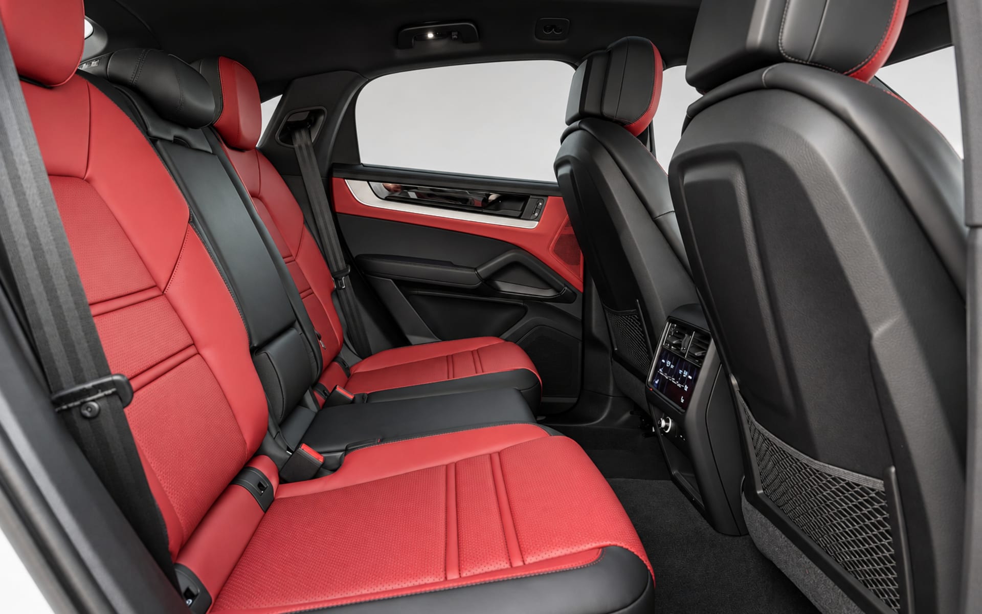 Porsche Cayenne 2025 for rent in Dubai photo 6