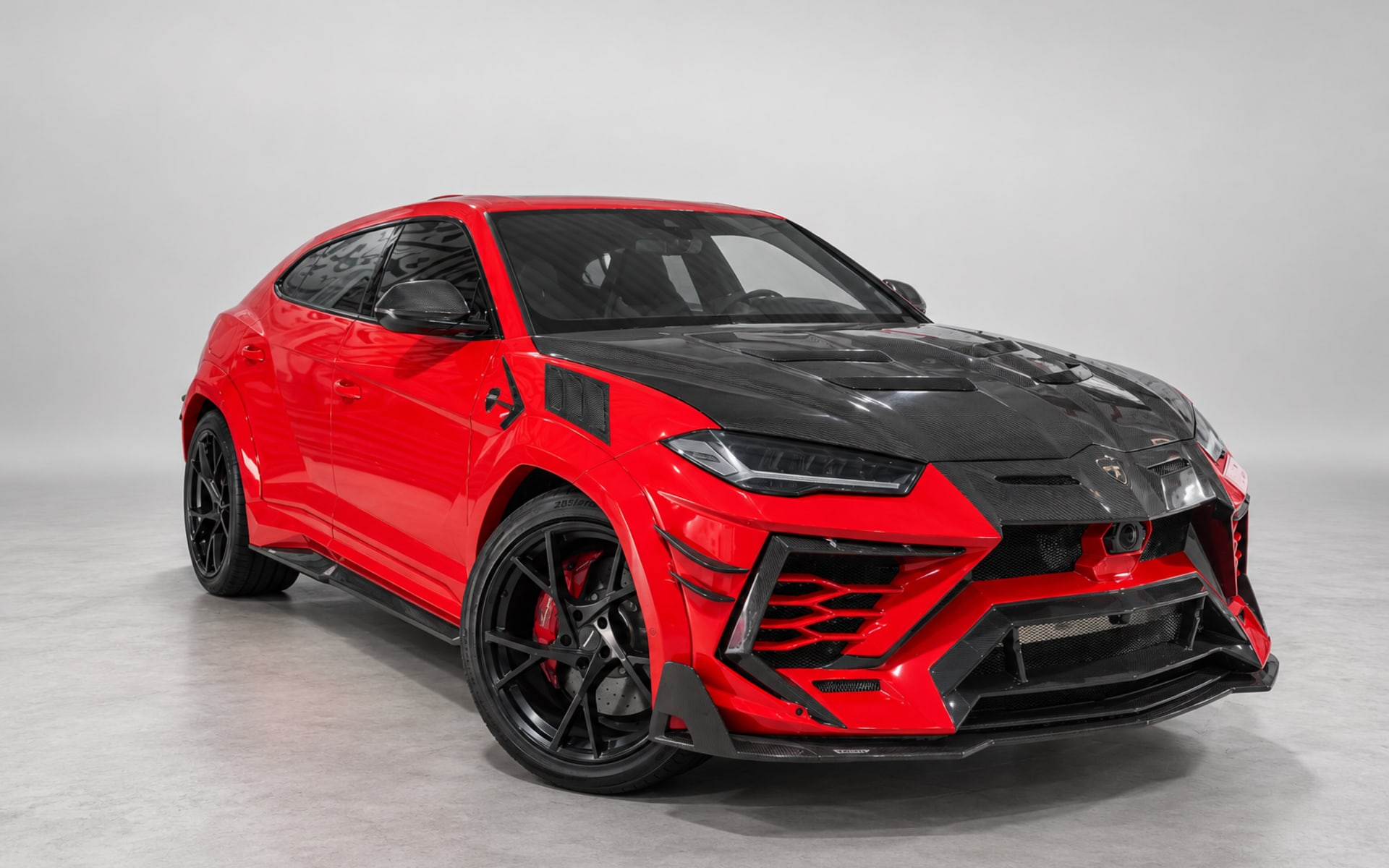Lamborghini Urus Mansory 2023 for rent in Dubai
