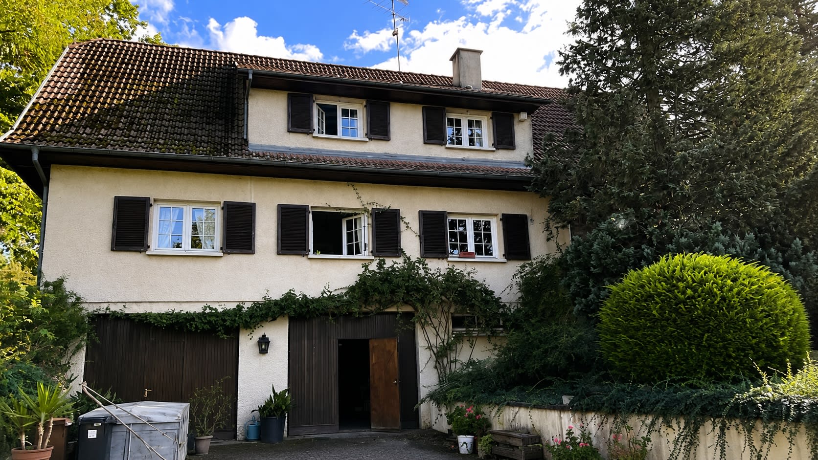 Maison F8 de caractère avec parc arboré