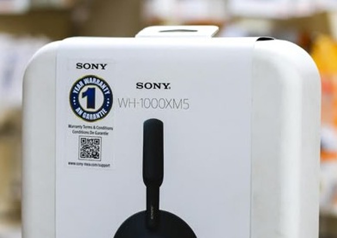 Sony WH-1000XM5 Wireless Noise Cancelling Headphones