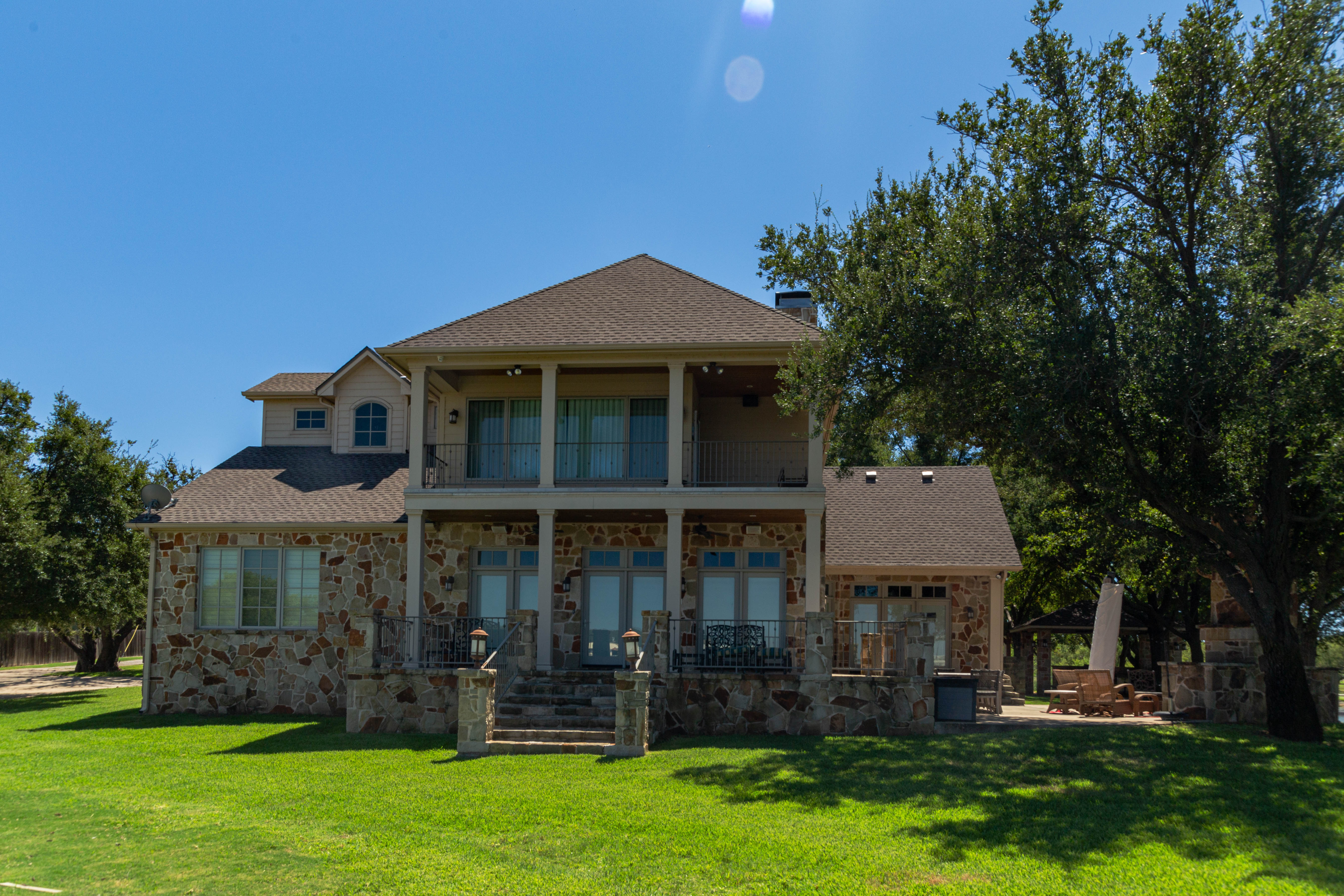 MCMaster Roofing project — Composite & stone, Possum Kingdom