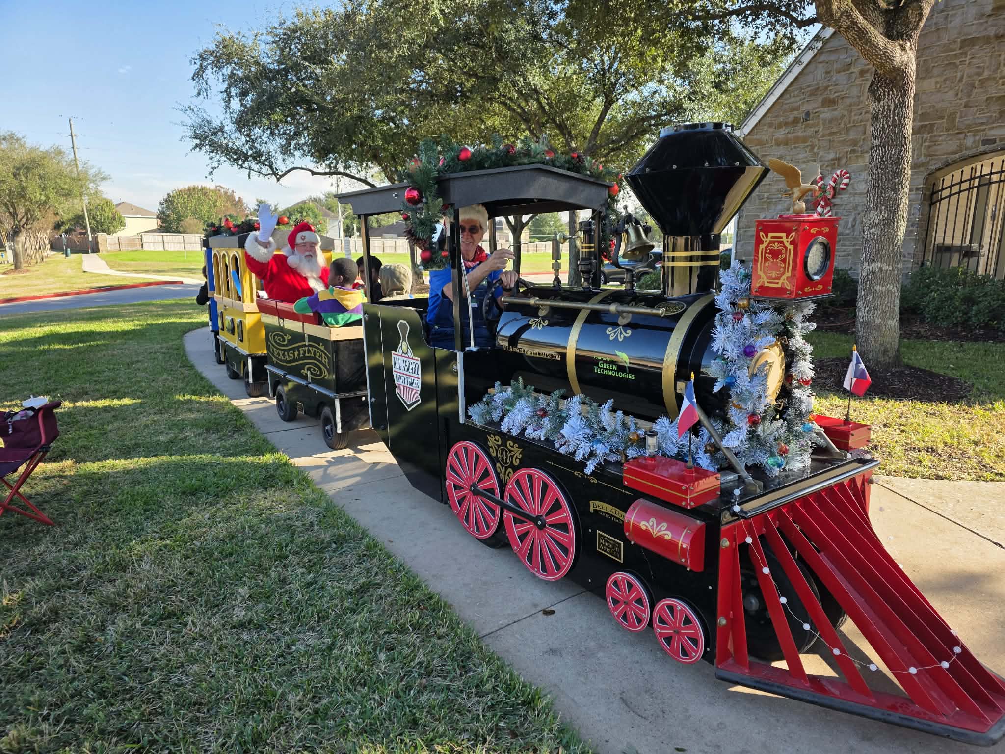 The Diamond Express decorated for Christmas