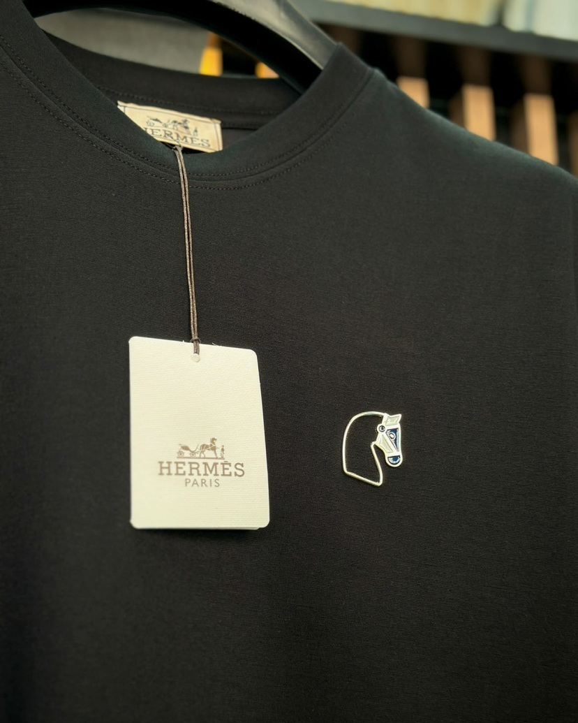 HRMS METAL LOGO MODAL T-SHIRT SİYAH