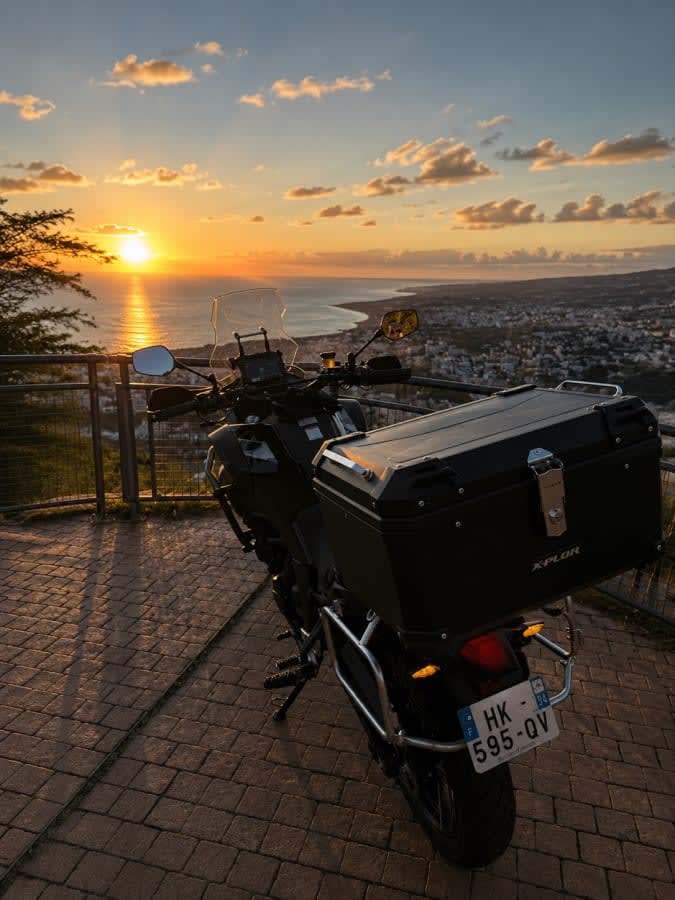CF MOTO 700 MT — location à La Réunion