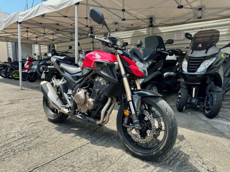HONDA CB500F — location à La Réunion
