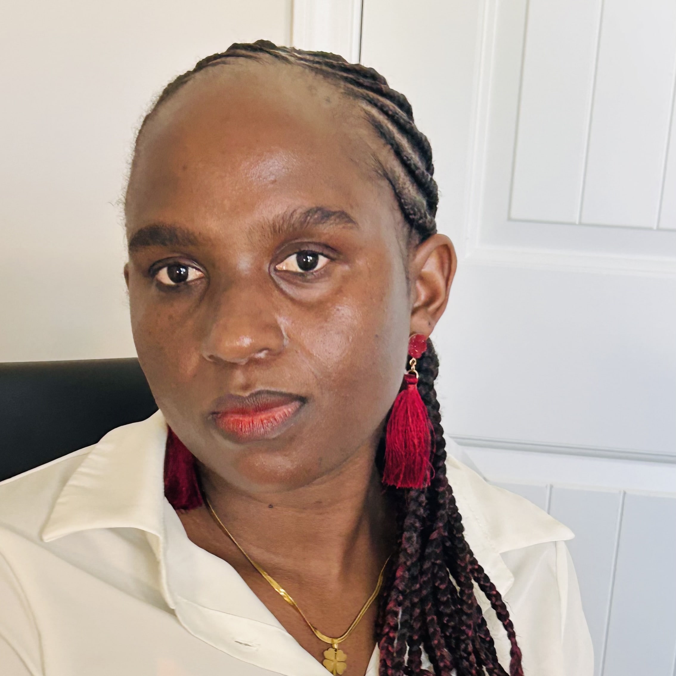 Yolande Makougang