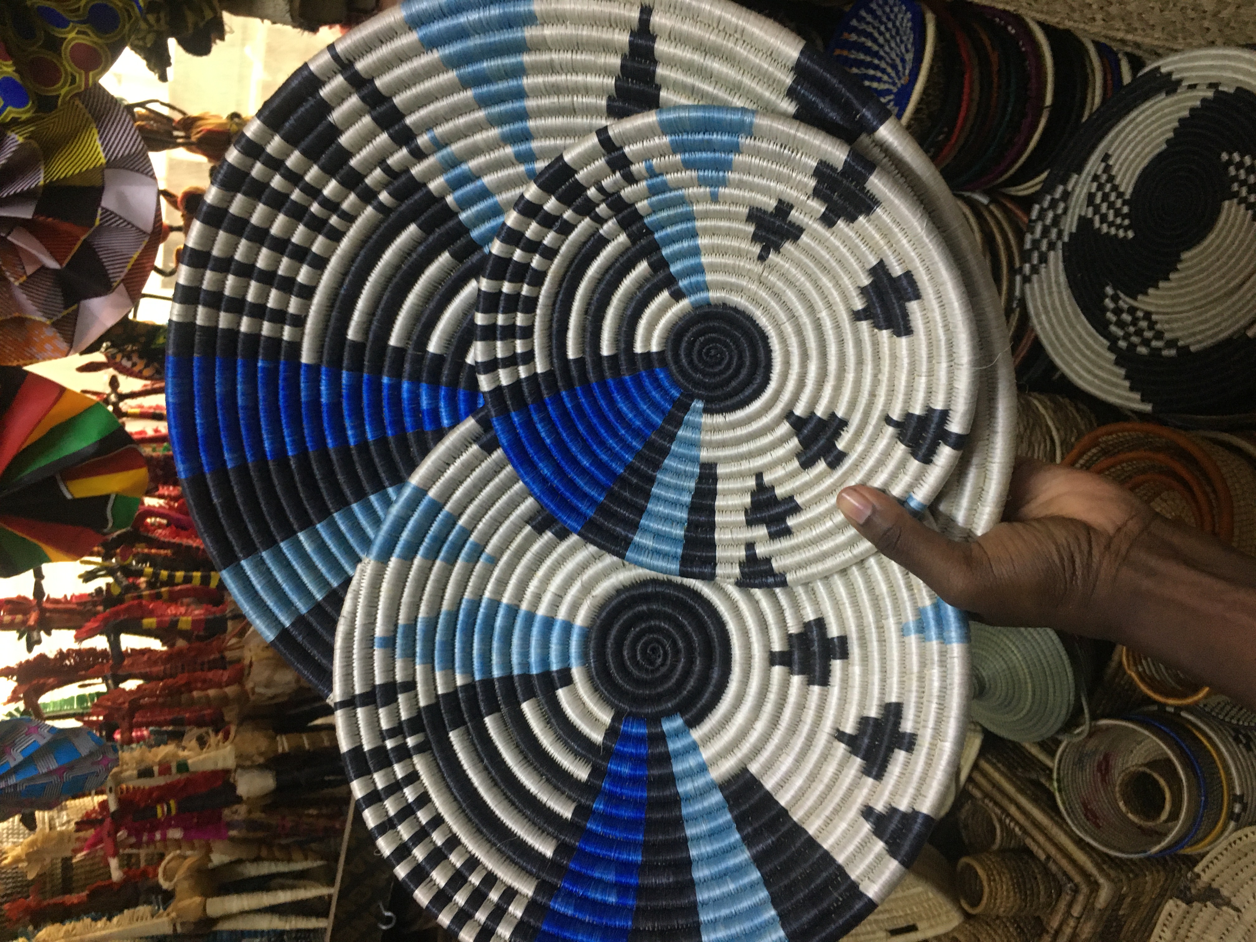 Handwoven African Wall Basket Decor Set – Blue and White Sisal Woven Shallow Baskets, Artisanal Boho Hanging Wall Art Bowls, Decorative East African Tribal Platters