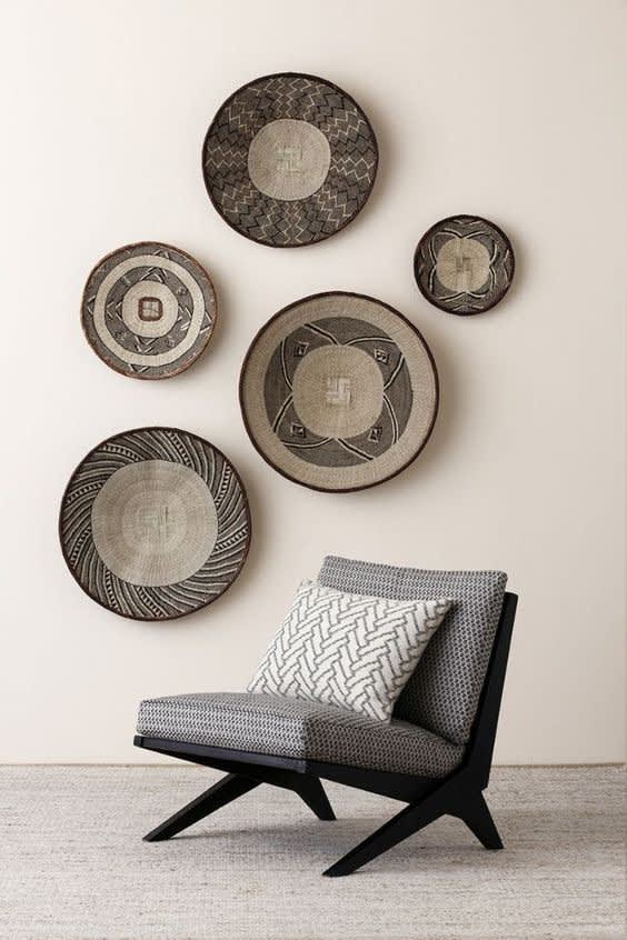 Authentic Malawian Tonga Wall Basket – Mauno’s Decor Handwoven Natural Fiber Tray & Traditional Geometric Wall Art