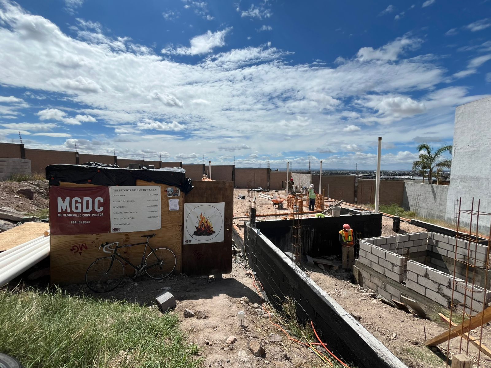 Impermiabilizado de muros de enrase de casa