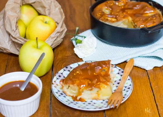 Gratin de pommes, sauce caramel salé