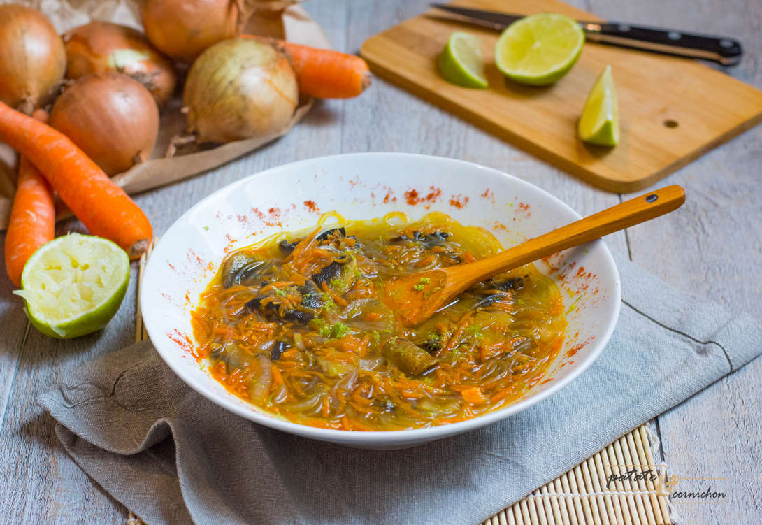 Bouillon aux vermicelles vegan