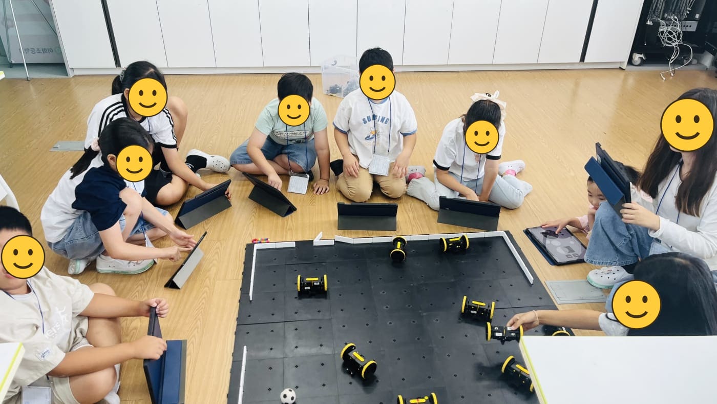 수업에 참여하는 학생들