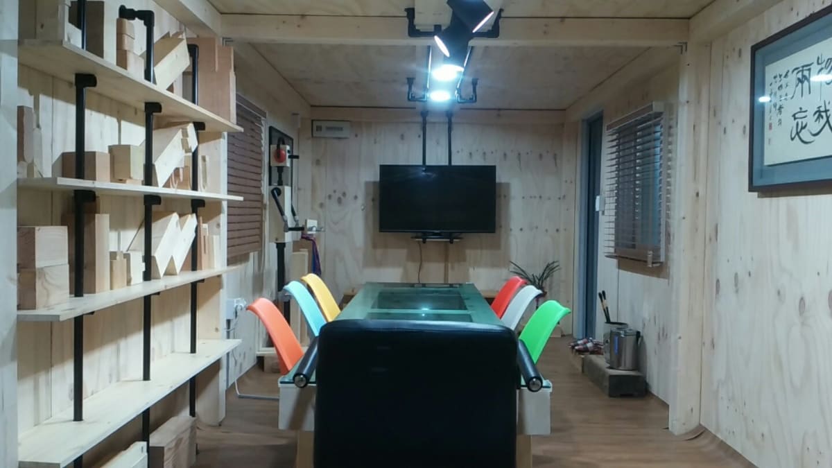 6 벽면선반 조명