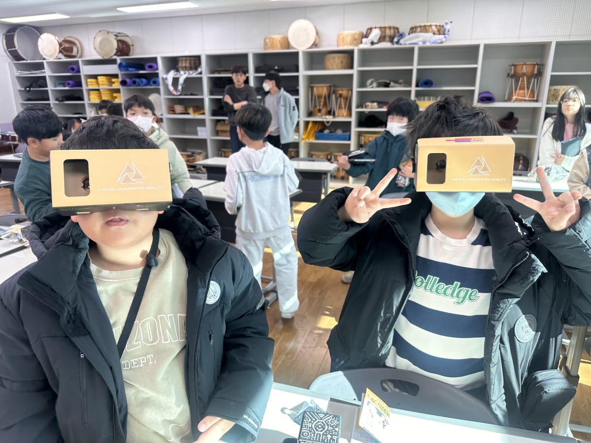 -인공지능 교육
-코딩 교육
-4차 산업 직무교육
-청소년 캠프
-직업 진로 교육
-창업 교육
-메타버스 체험 교육
-체험교실
-STEM 교육
-AI 로봇 수업
-진로 캠프
-고등학생 비교과 활동 관리
-AI 자녀교육
-생성형 AI 교육
-방학 캠프