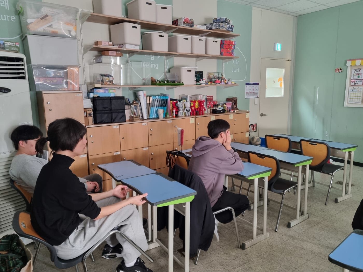 수정유스센터에서 진행된 블루투스 스피커 만들기 프로그램의 활기찬 현장