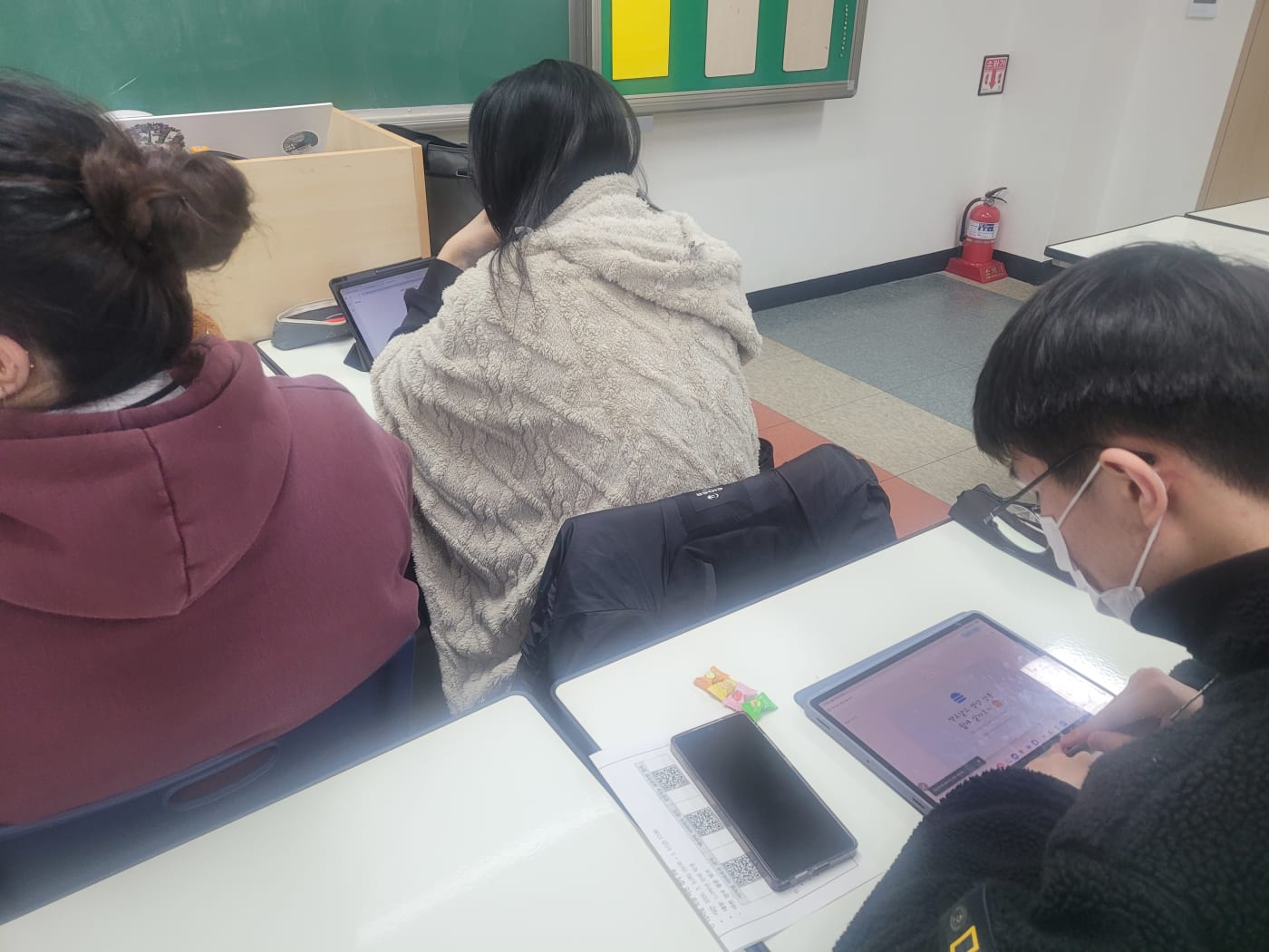 인공지능 윤리 교육을 통해 함께 성장한 범박고등학교 학생들