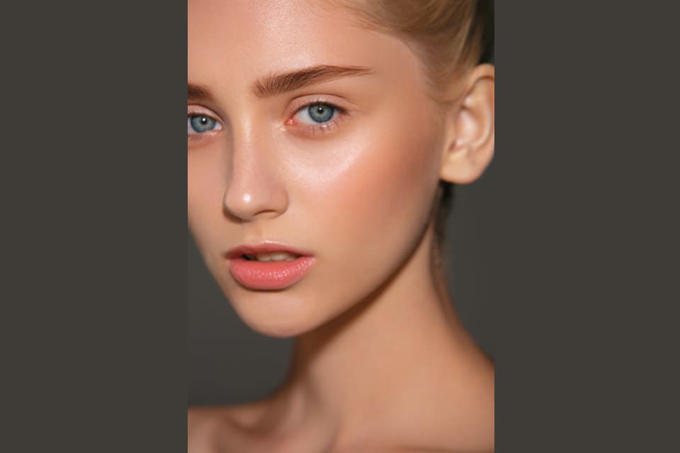 무너지지 않는 메이크업의 기술 ①