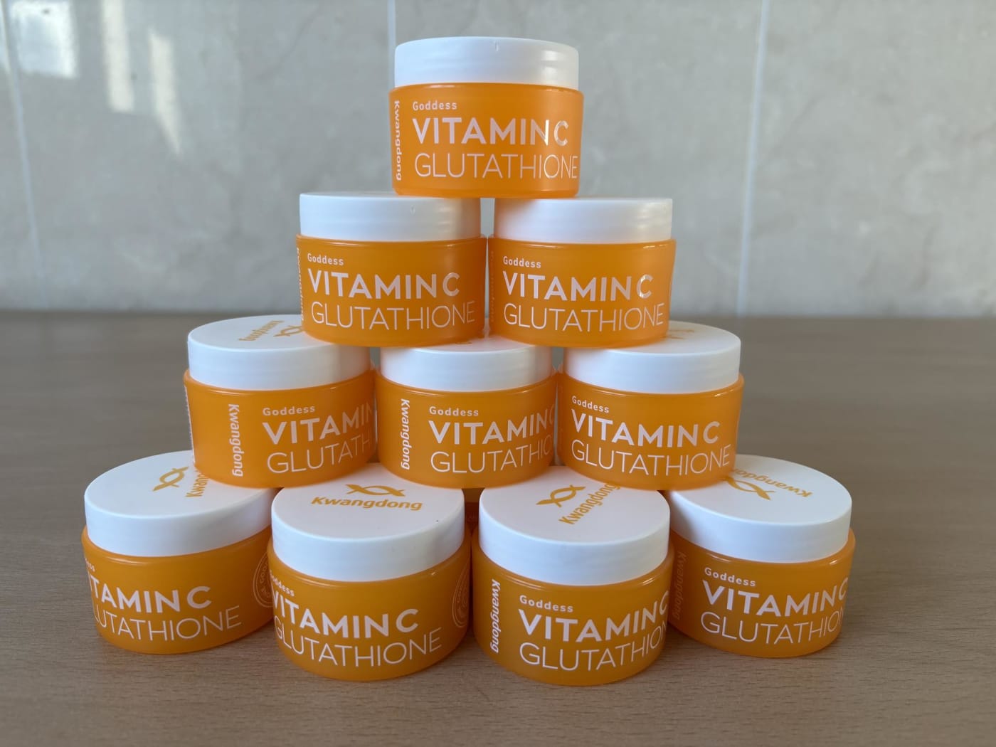 일상 속 광채 케어를 위한 크림